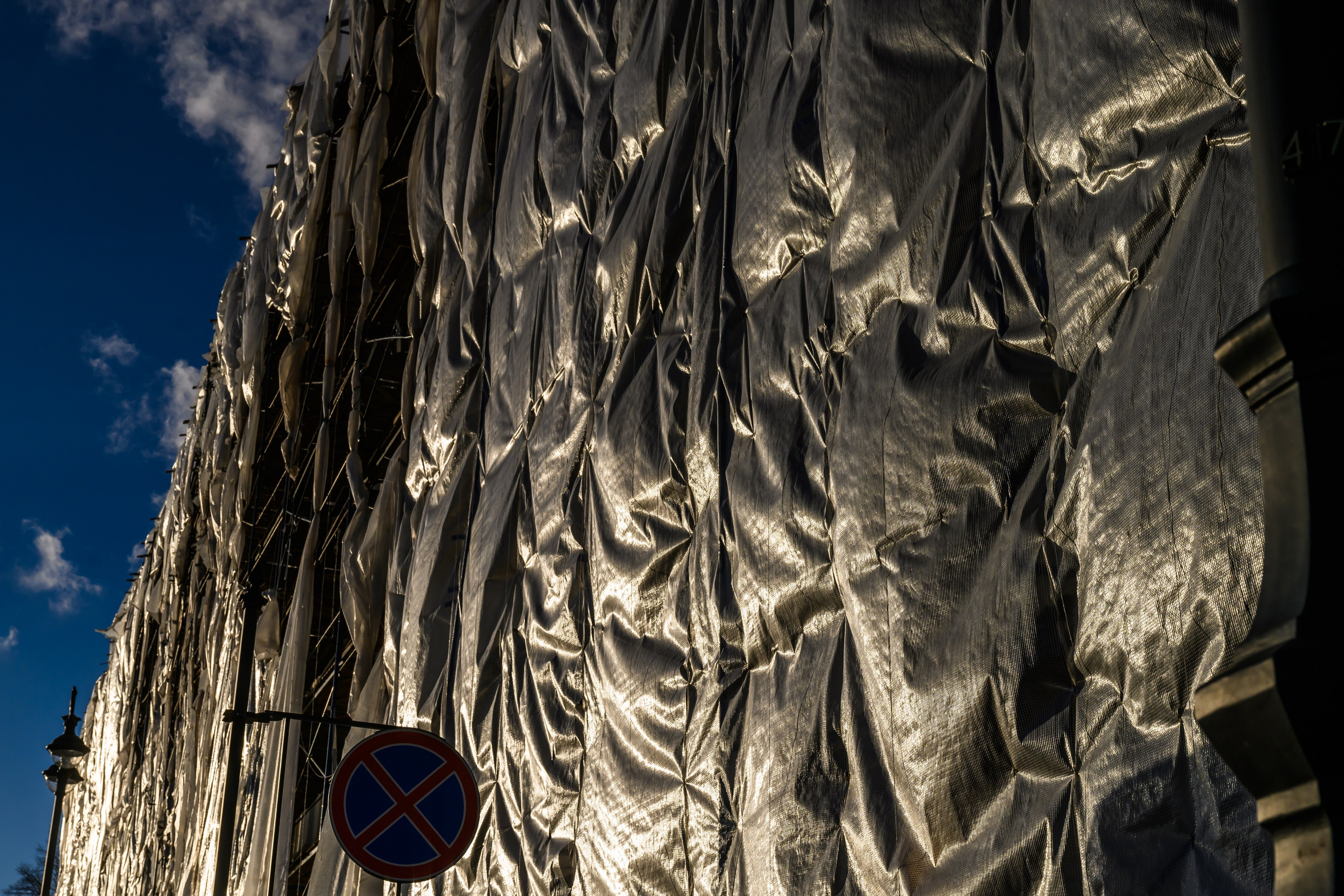 Light. Dimitri Bakhtadze photographer