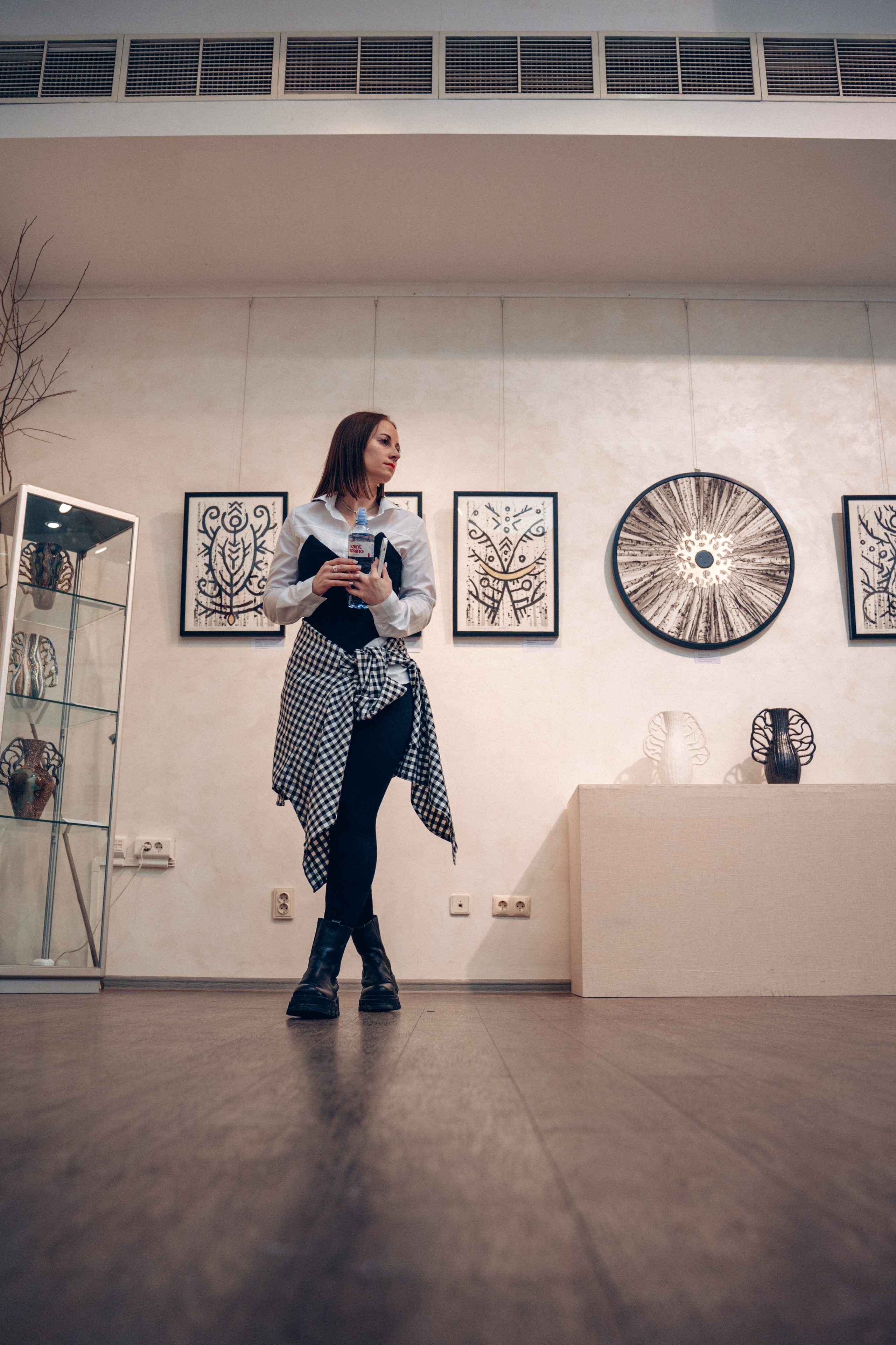 Открытие выставочного проекта «Я + Искусство = ЮГРА». Лайфстайл фотограф в Ханты-Мансийске Мария Шишкина