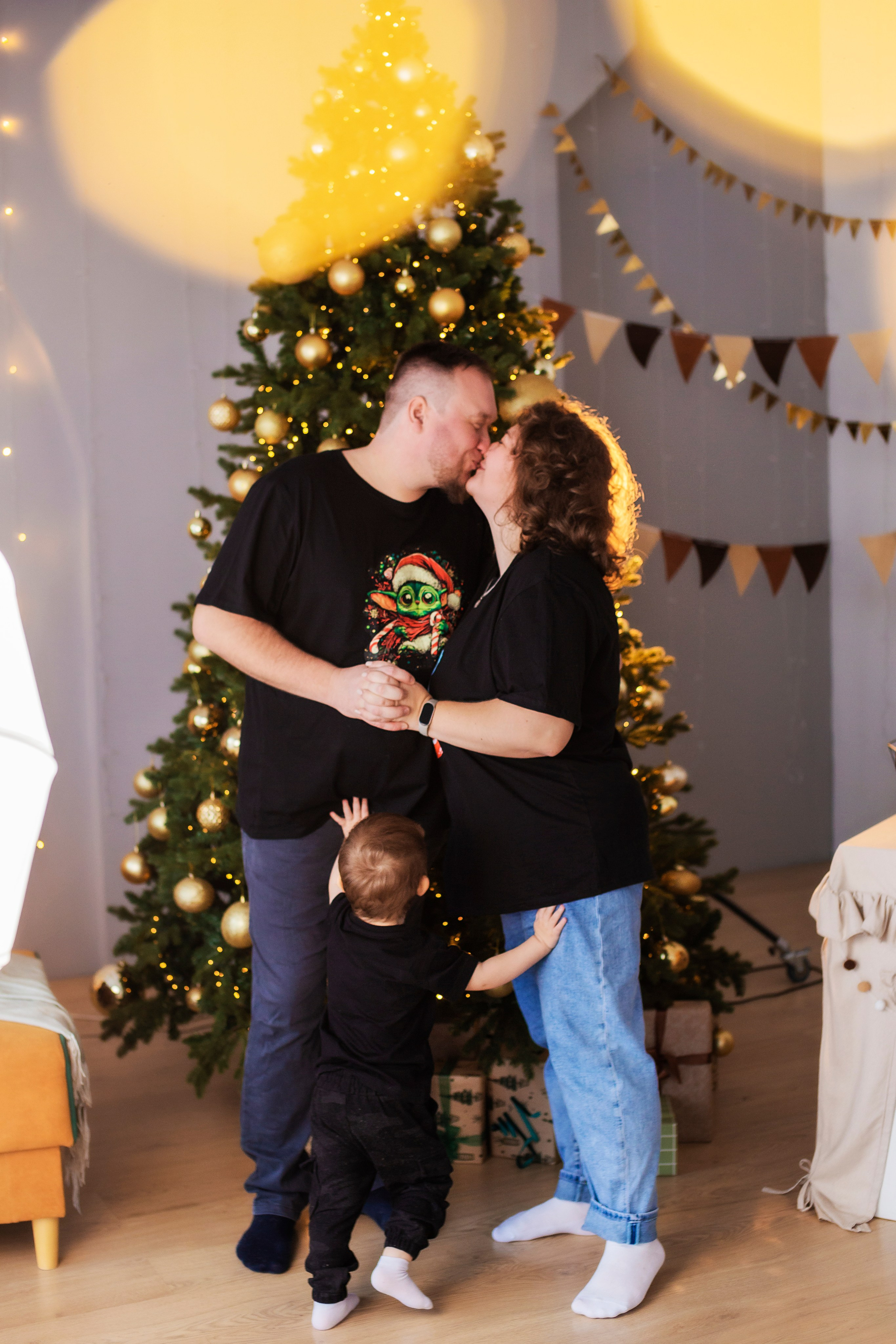 Фотостудия ИСО. Семейный фотограф в Саратове