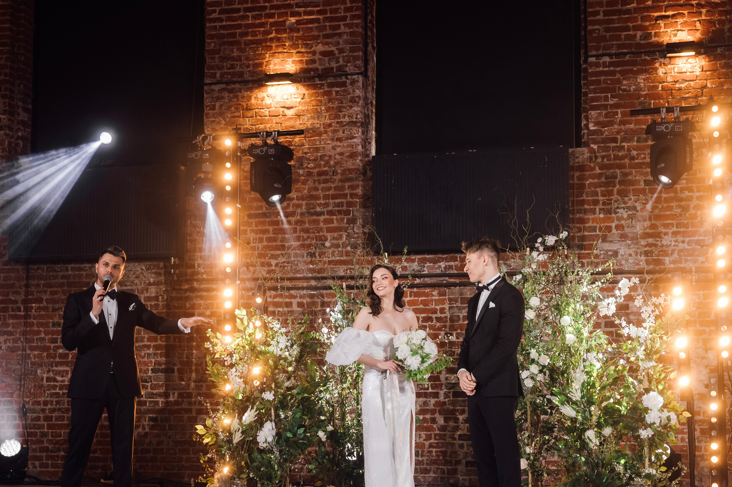 Мария и Алексей. Лофт. Свадебный и семейный фотограф в Москве Евгения Лисина