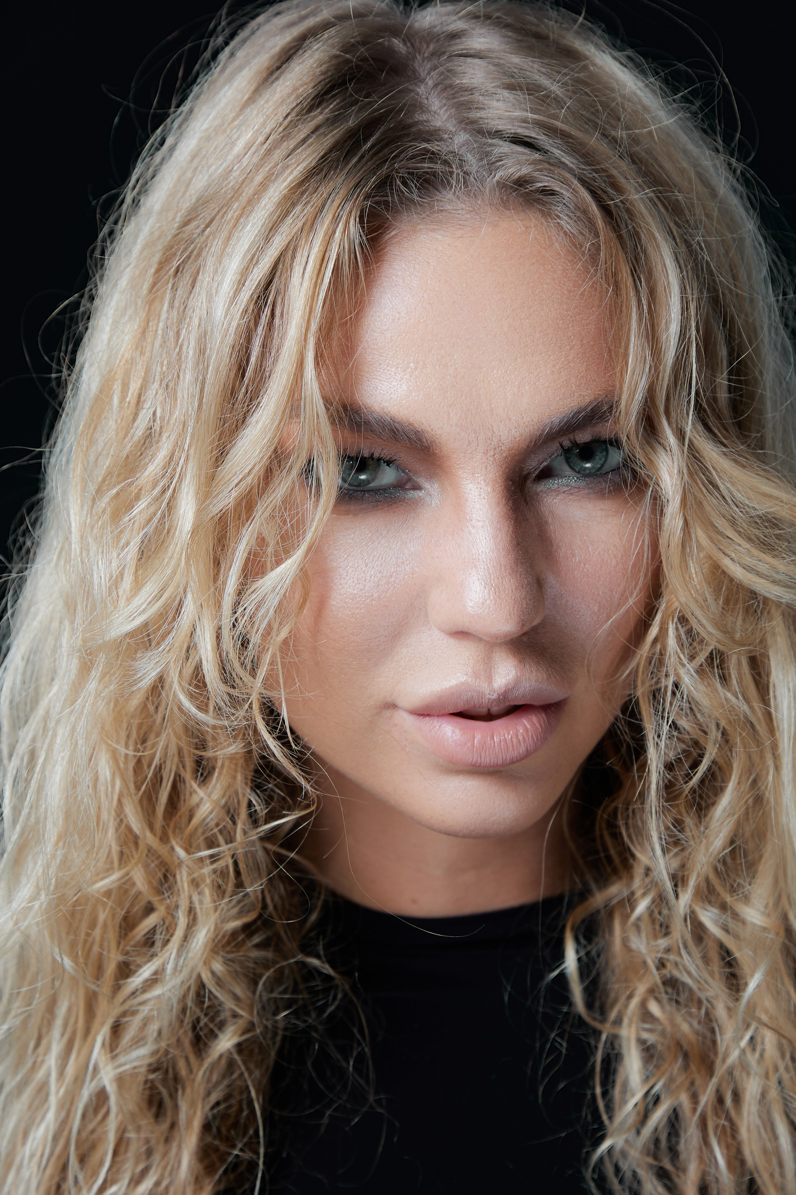 Карина и Катя. Фотограф Денис Лесковский (Тюмень)