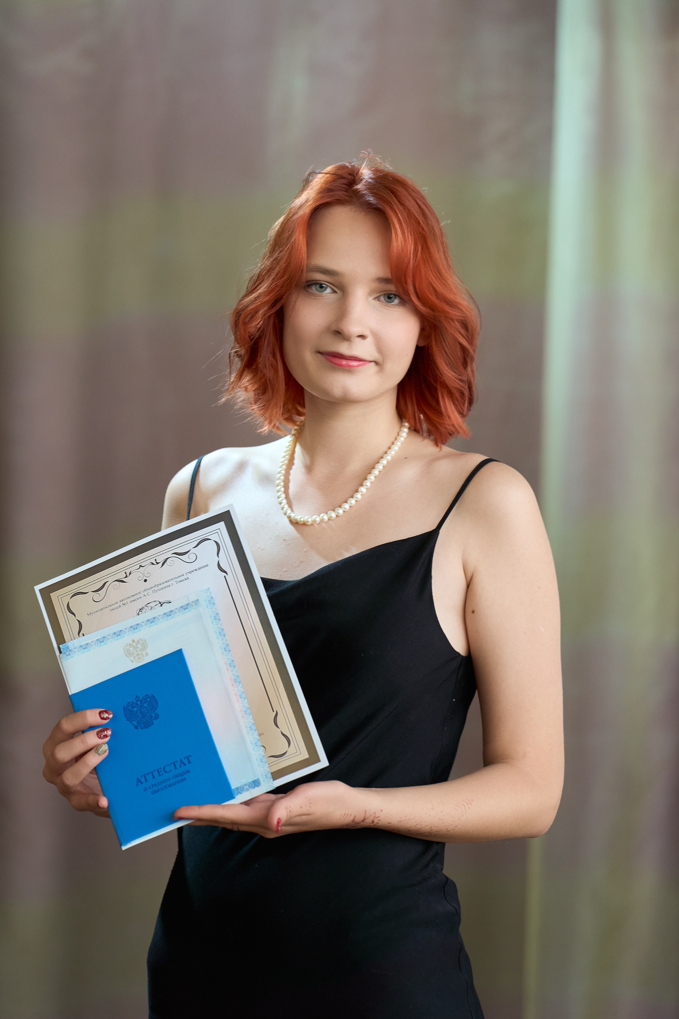 Вручение аттестатов 11 класс. Репортажный и портретный фотограф в Томске Ларионов Артём