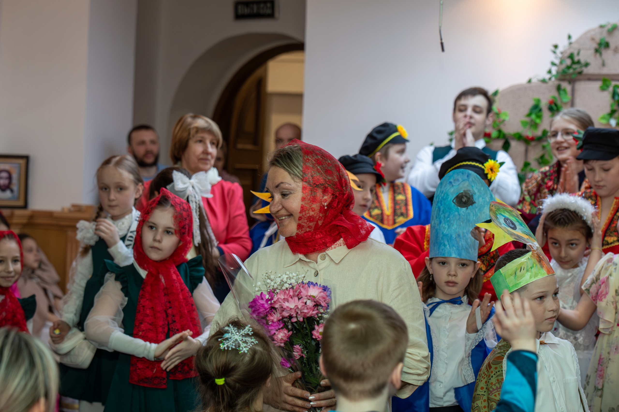 Пасхальный концерт Воскресная школа 2025. Фотограф Таинств Крещение и Венчания г. Магадан Власова Ульяна