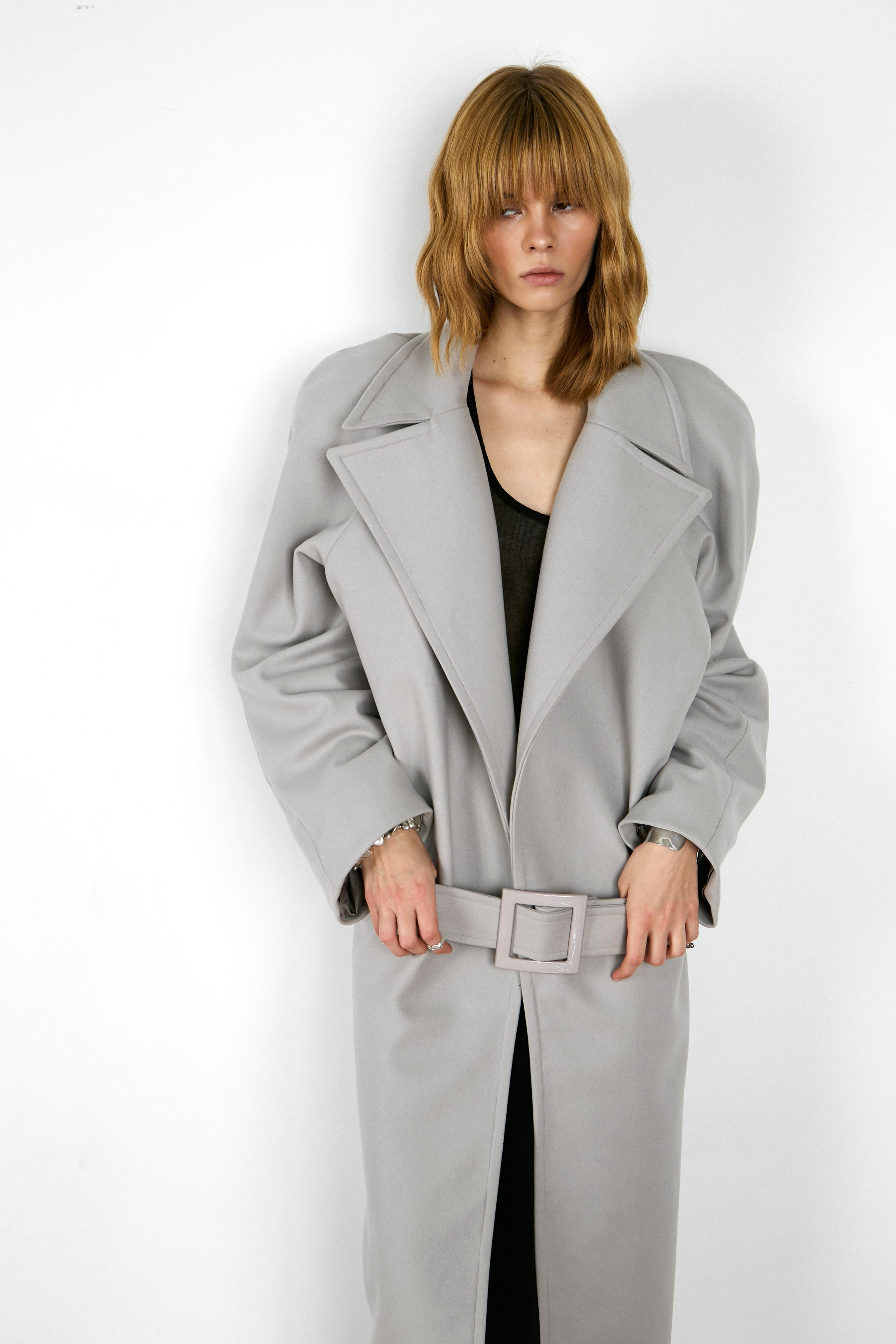 Ouvert. Arina Kharakhashian