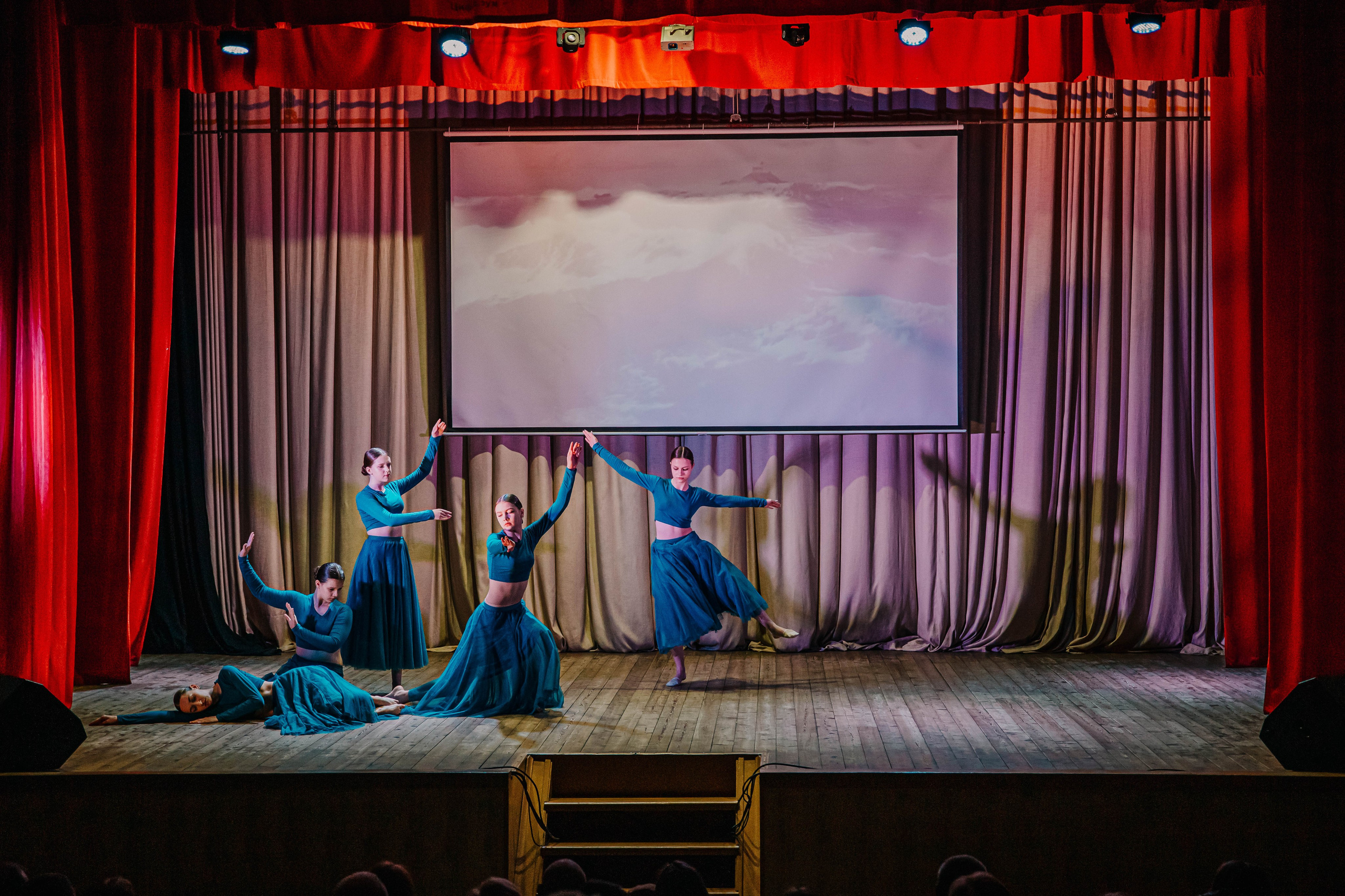 Отчетный концерт хореографического коллектива Пульс!. Фотограф Дарья Маташкова