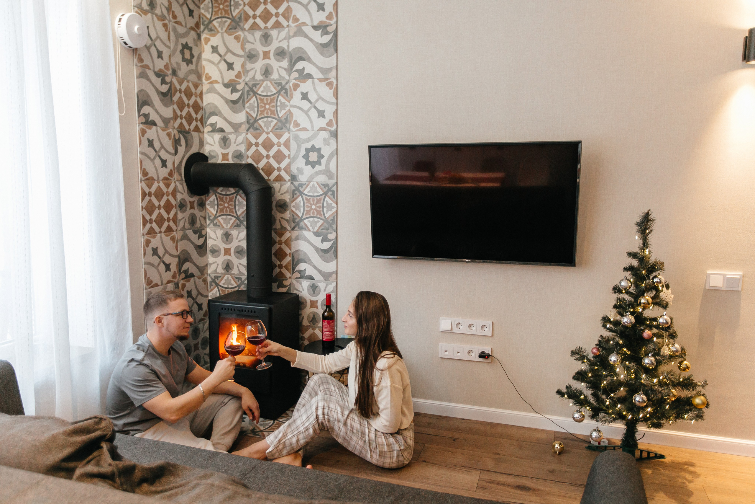 Где-то снежные дремлют метели, В ожидании праздничных чудес. Душевный фотограф Ваших самых ярких событий Марина Погребняк