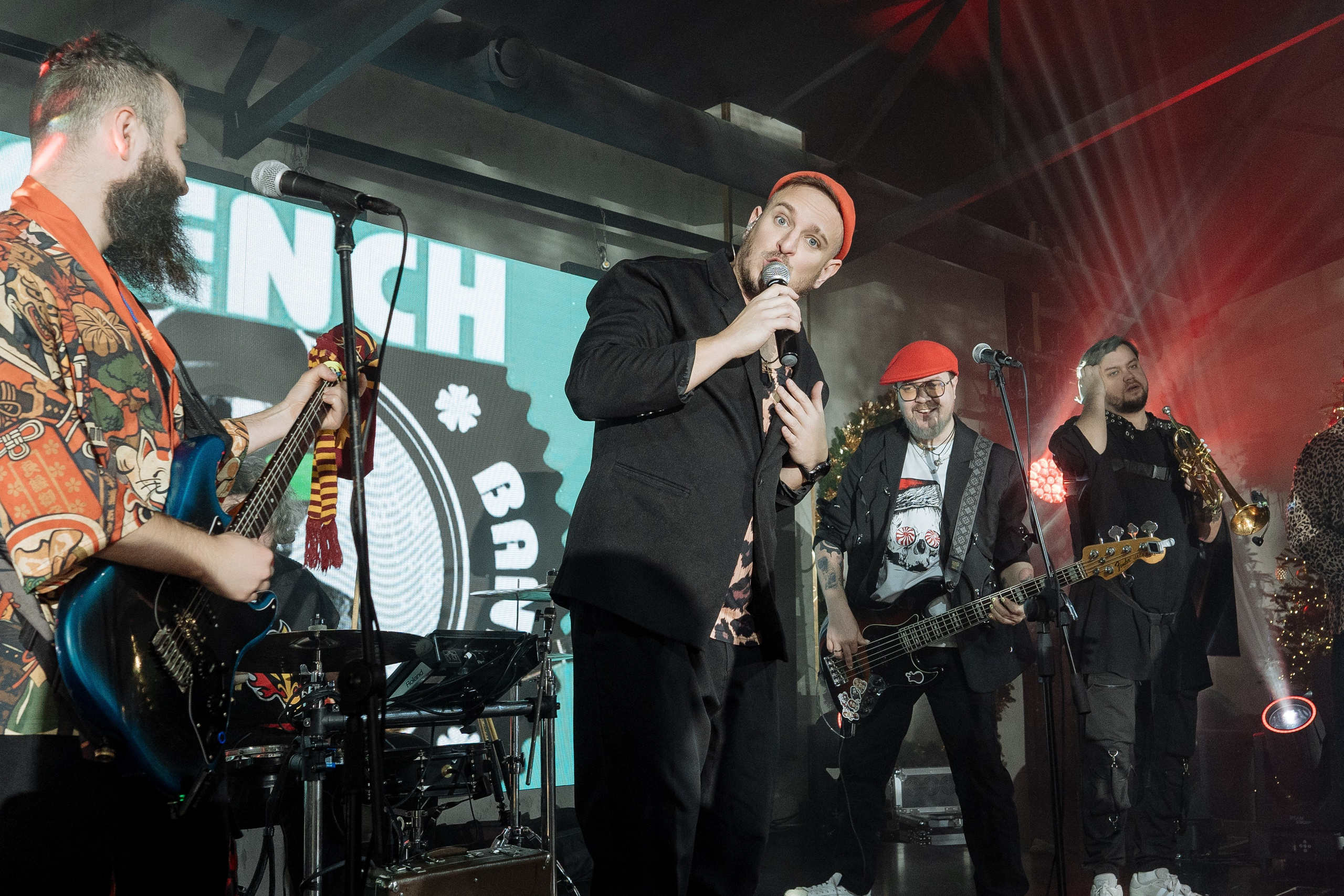 Альбион Тур