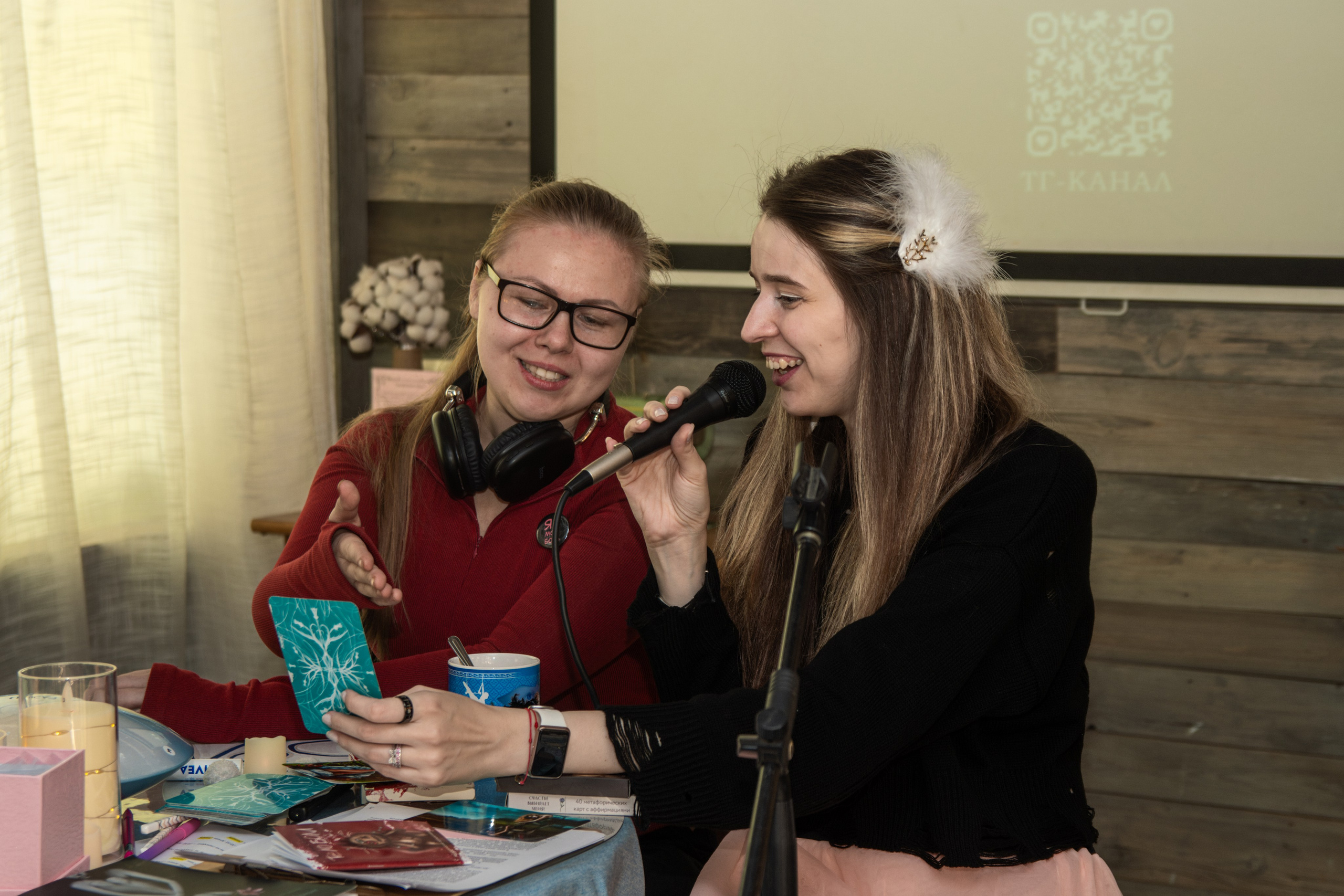 Творческий вечер автофикшн-книги Оли Черных «Абдоминально». Репортажный фотограф в Москве Legiodot