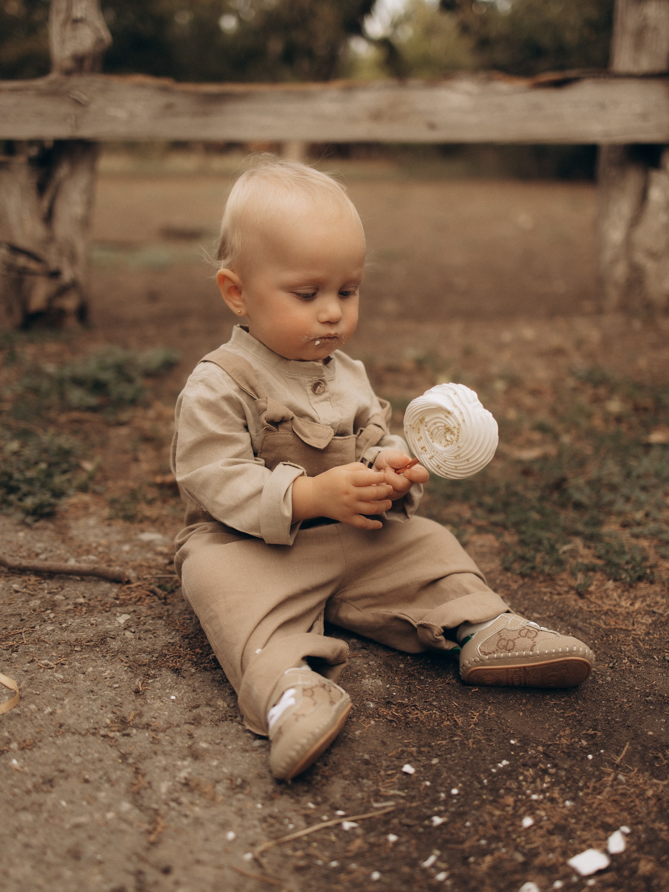 Мама с дочкой. Конюшня. Семейный фотограф в Краснодаре Храмова Анна