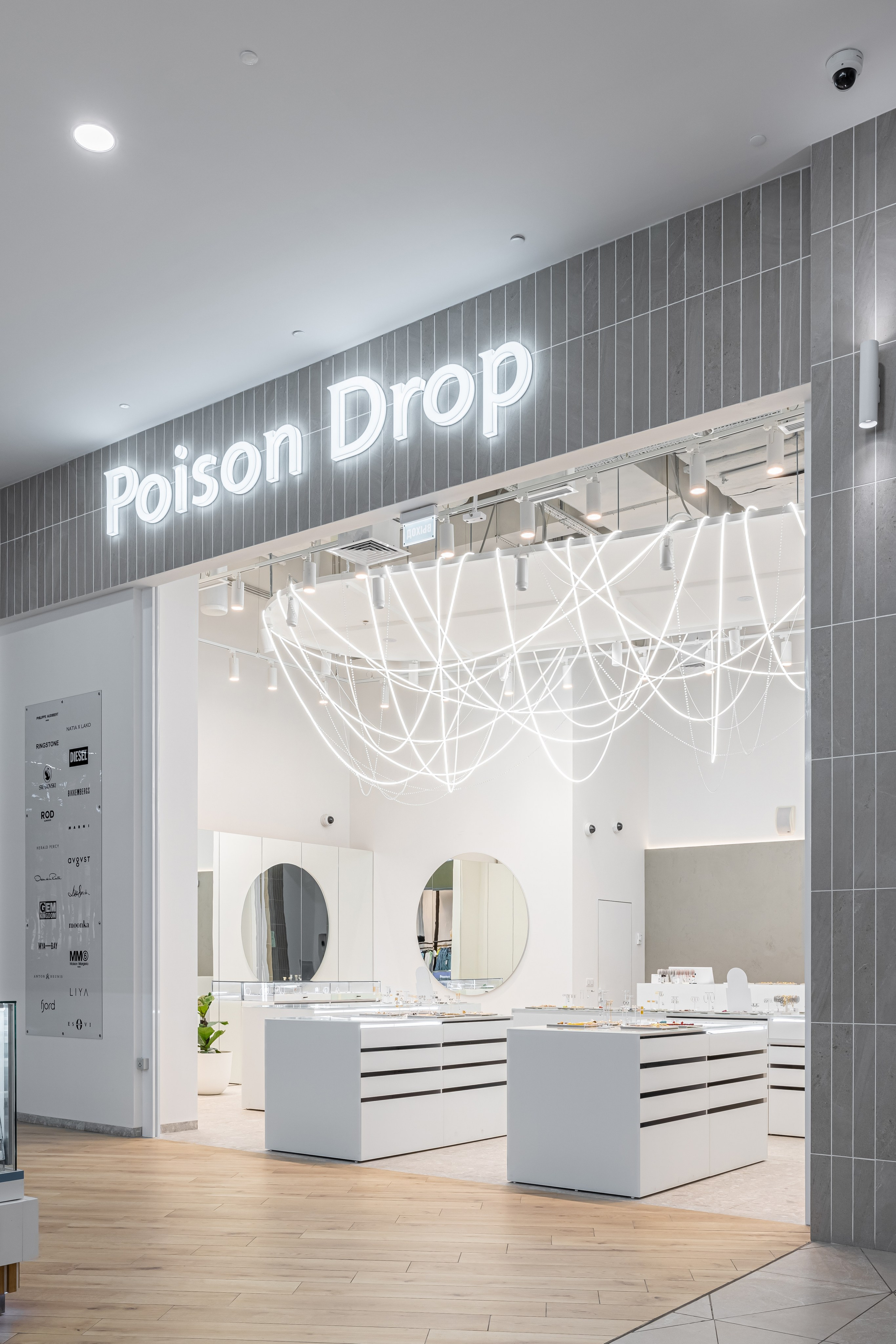 Универмаг украшений Poison Drop, г. Казань. Иван Благушин. Интерьерный и архитектурный фотограф в Москве и Санкт-Петербурге