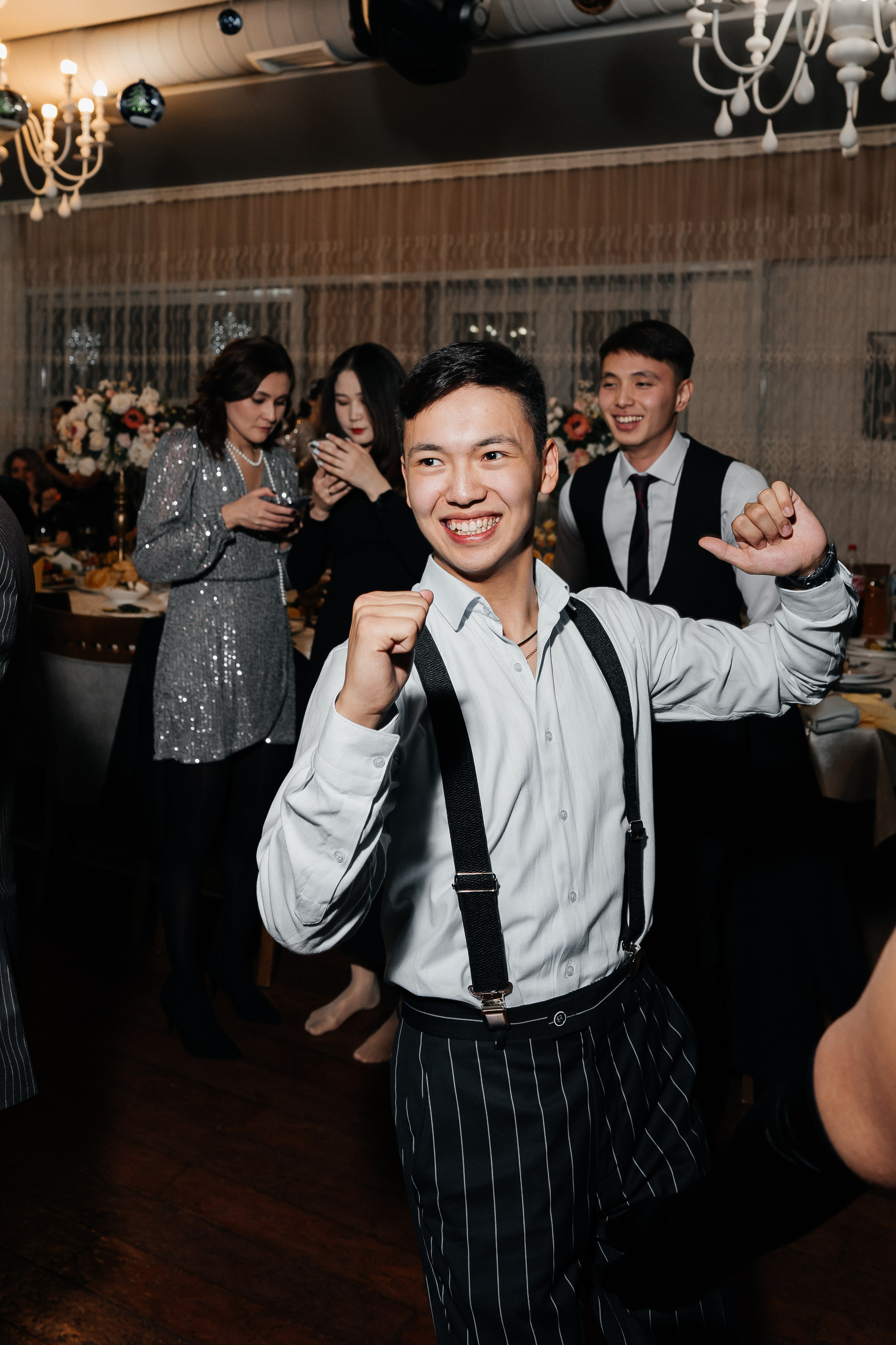 ARONAKS CORPARATE PARTY