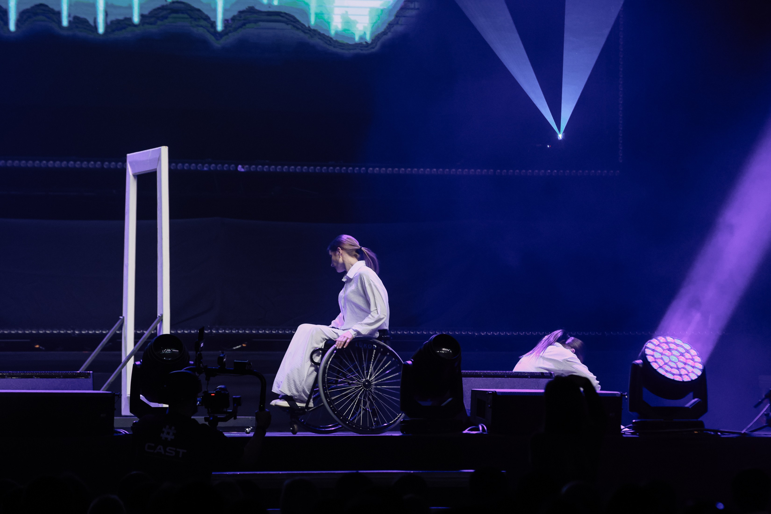 Музыкальный спектакль «Жить» в Локомотив Арене. Фотограф Юлия Мальцева