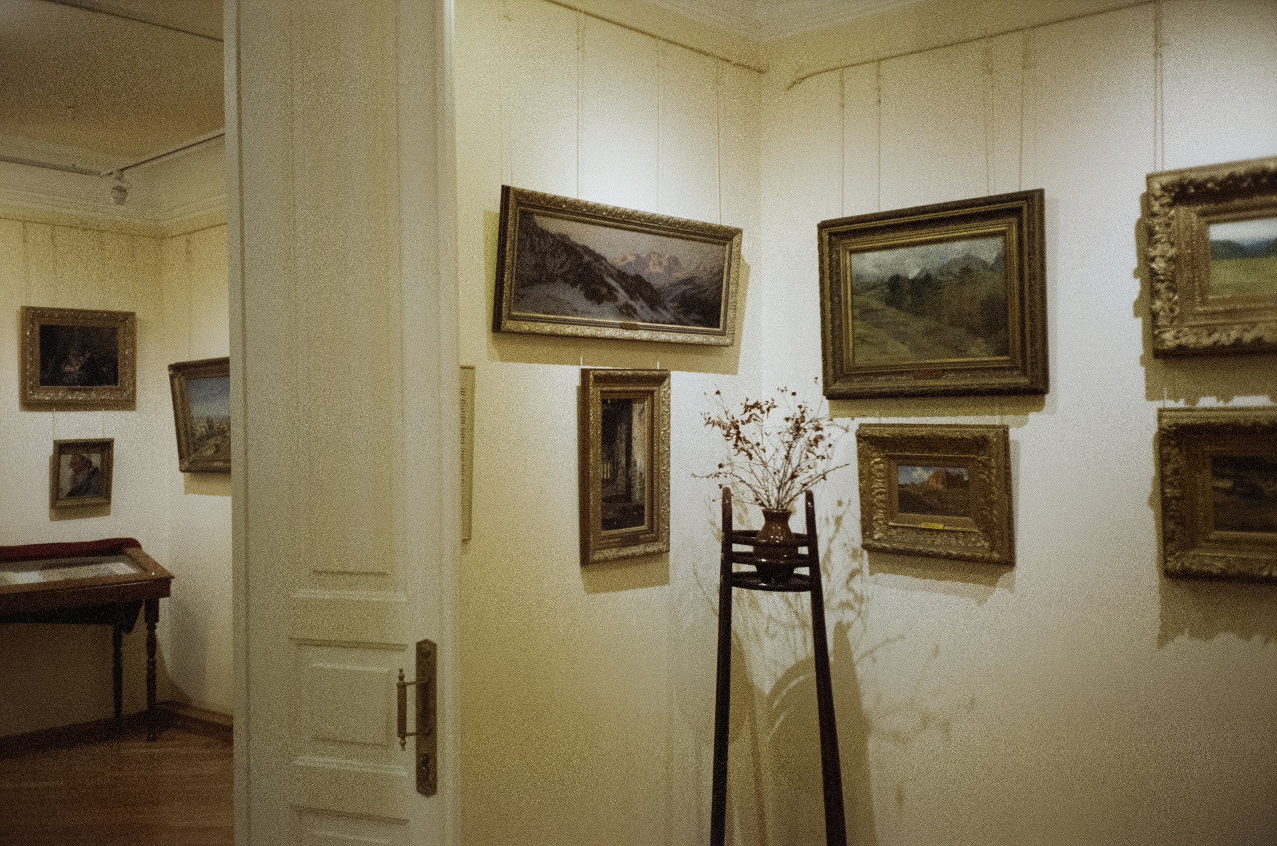 Музей-усадьба художника Николая Ярошенко и Мастерская кофе. Фотограф-документалист Мария Осокина