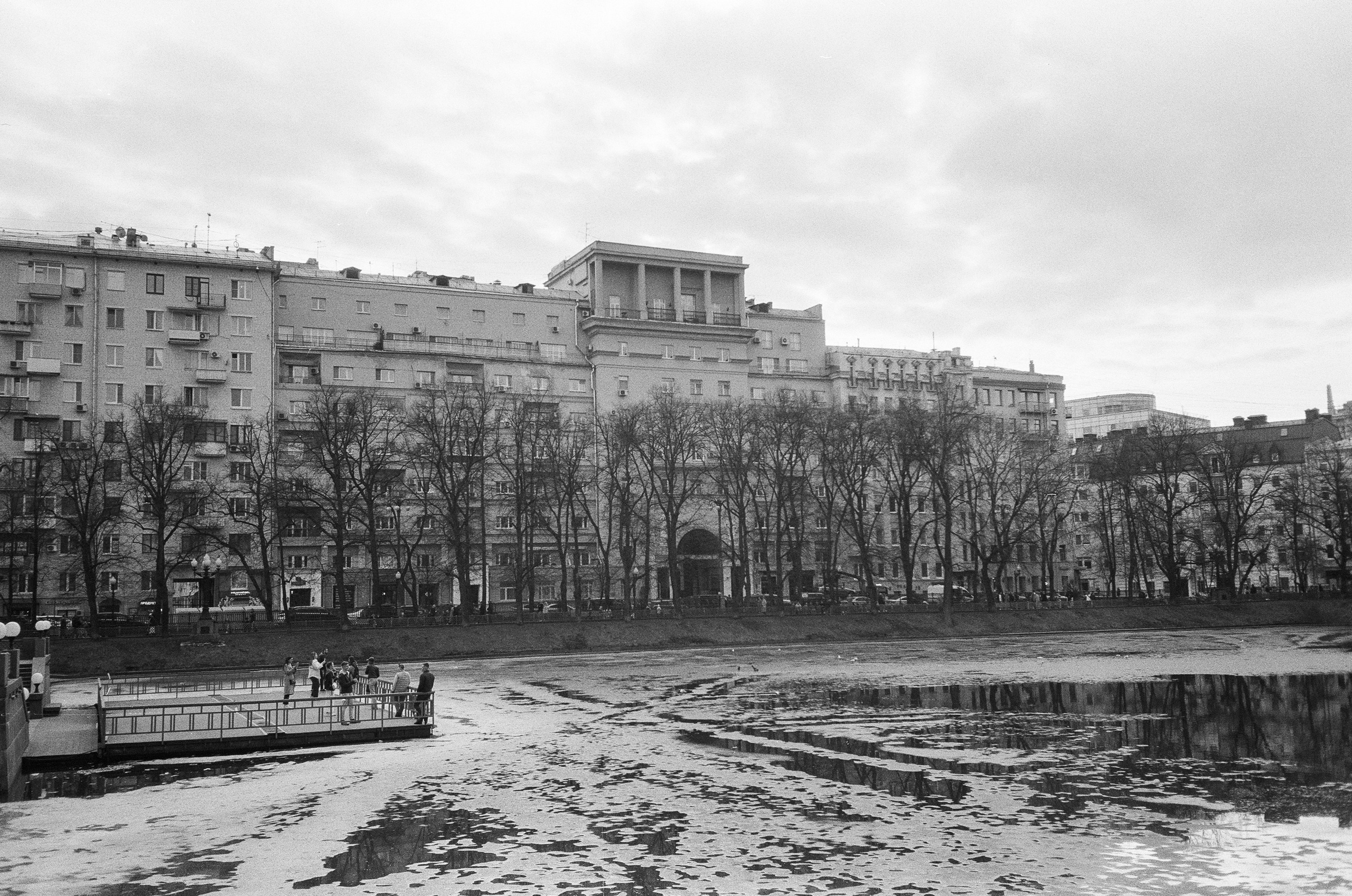 Прогулки по Москве. MMOMA & Skuratov coffee. Фотограф-документалист Мария Осокина