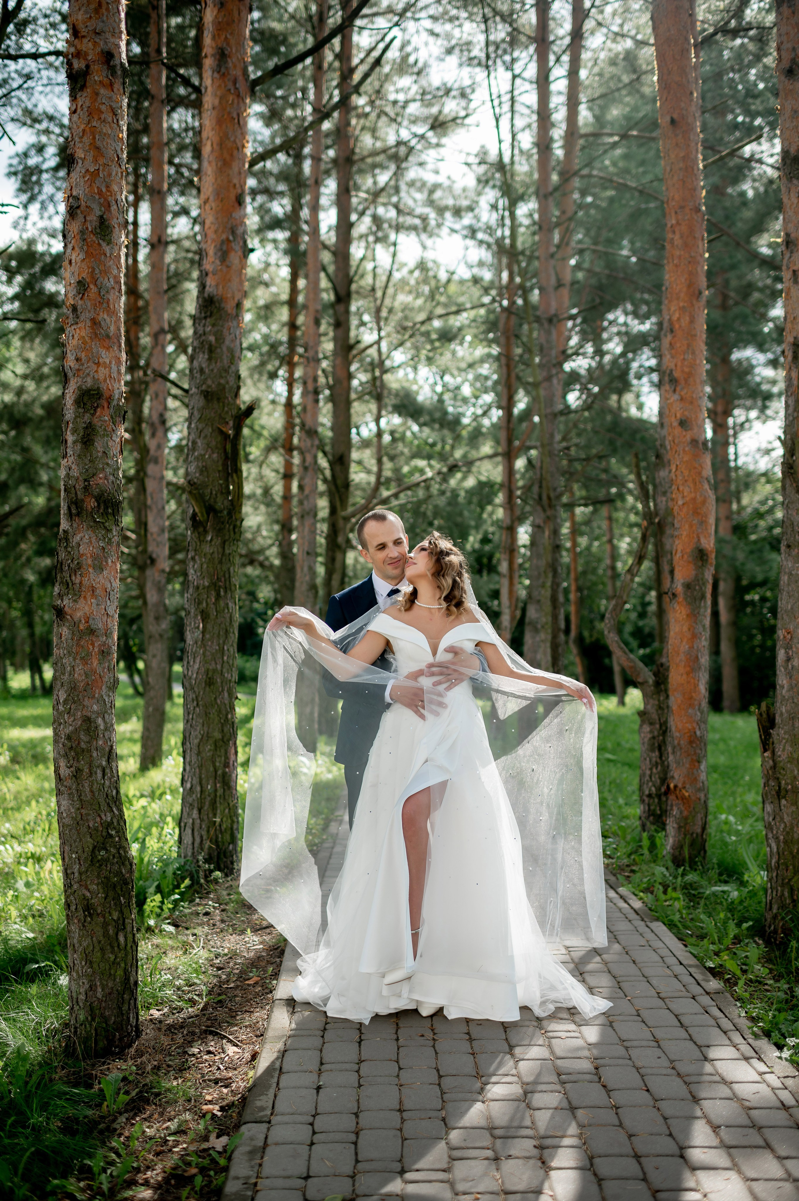 Людмила и Михаил (свадебная прогулка и регистрация в г. Кингисеппе). Портретный, семейный и свадебный фотограф в Санкт-Петербурге и в Пушкине Ширяев Денис