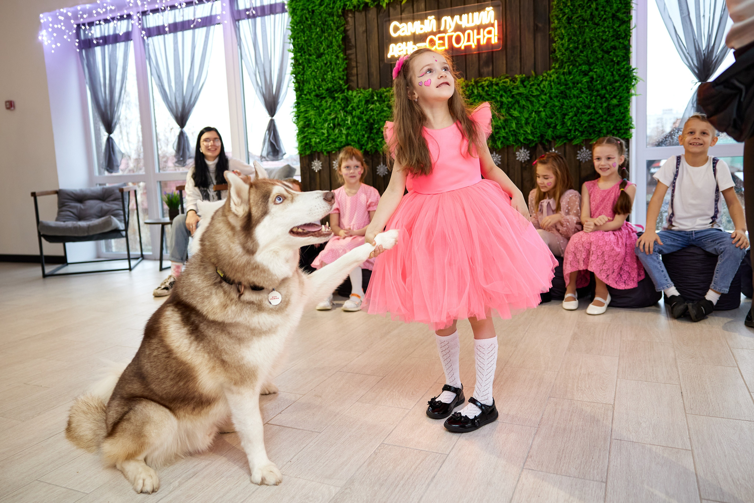 Студия праздников. Разножанровый Фотограф в Омске Артём Руднев