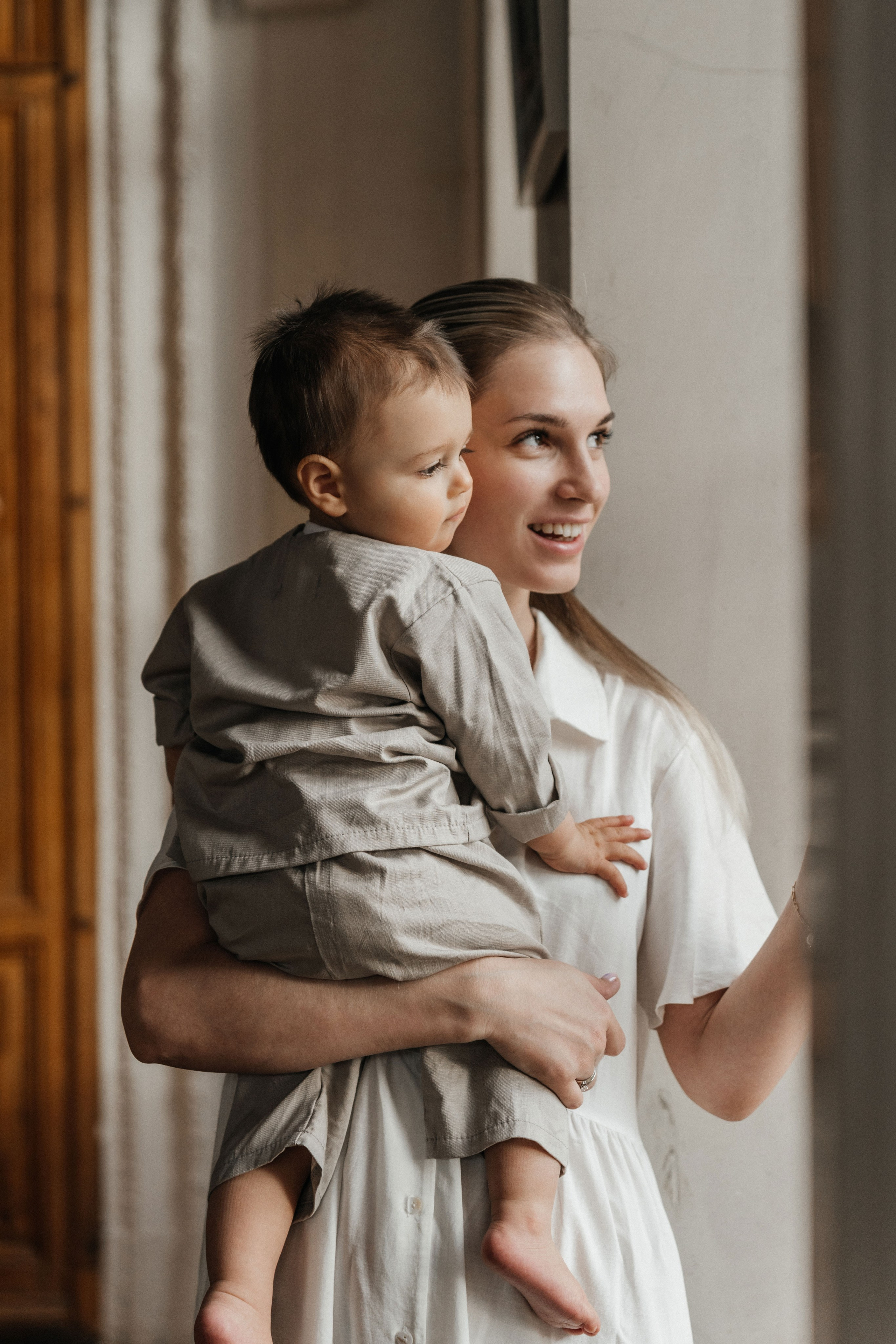 Маленькие ножки в читальне им. Пушкина. Ваш фотограф Вика Артемова