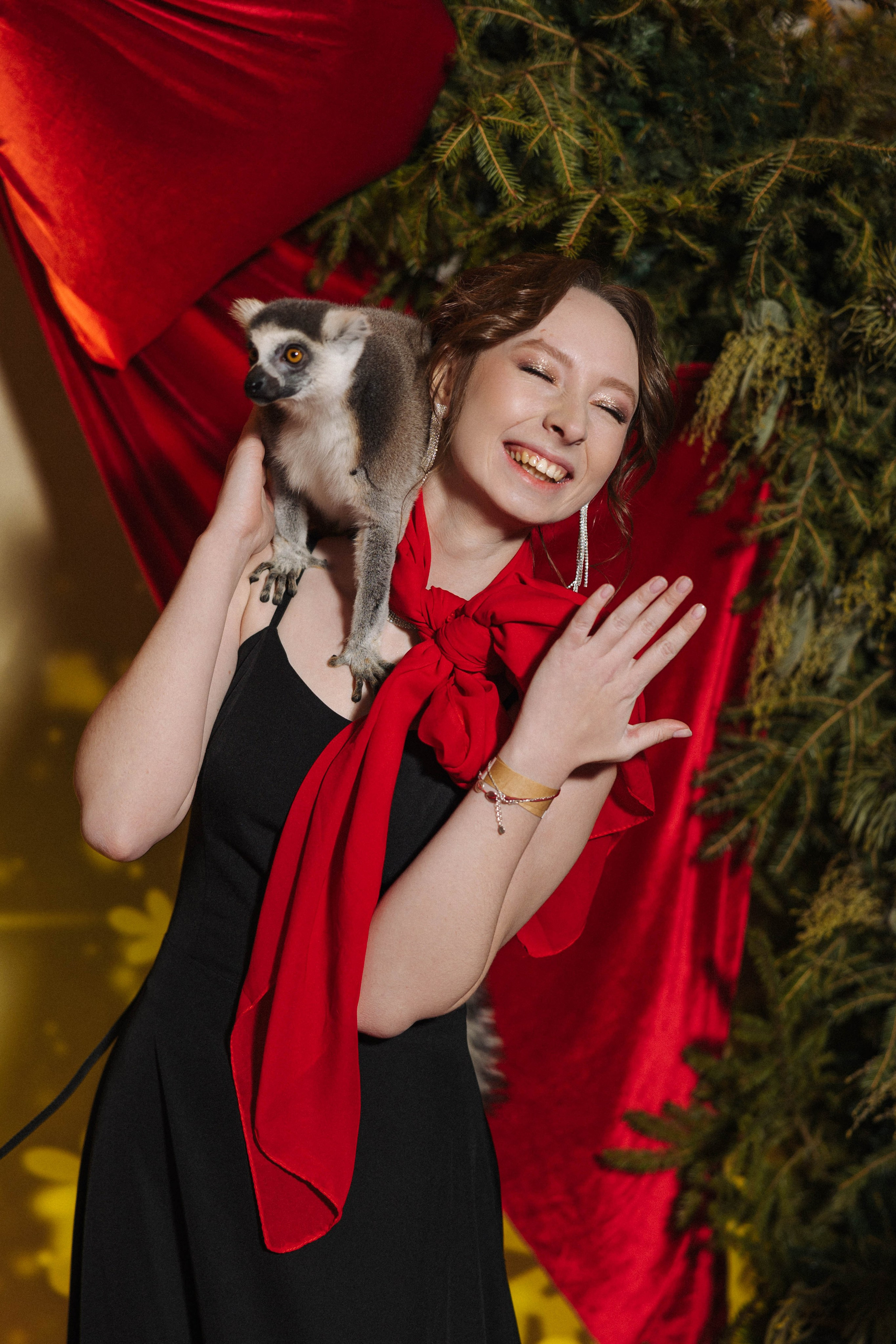 Совкомбанк Circus. Э Т О М Ы