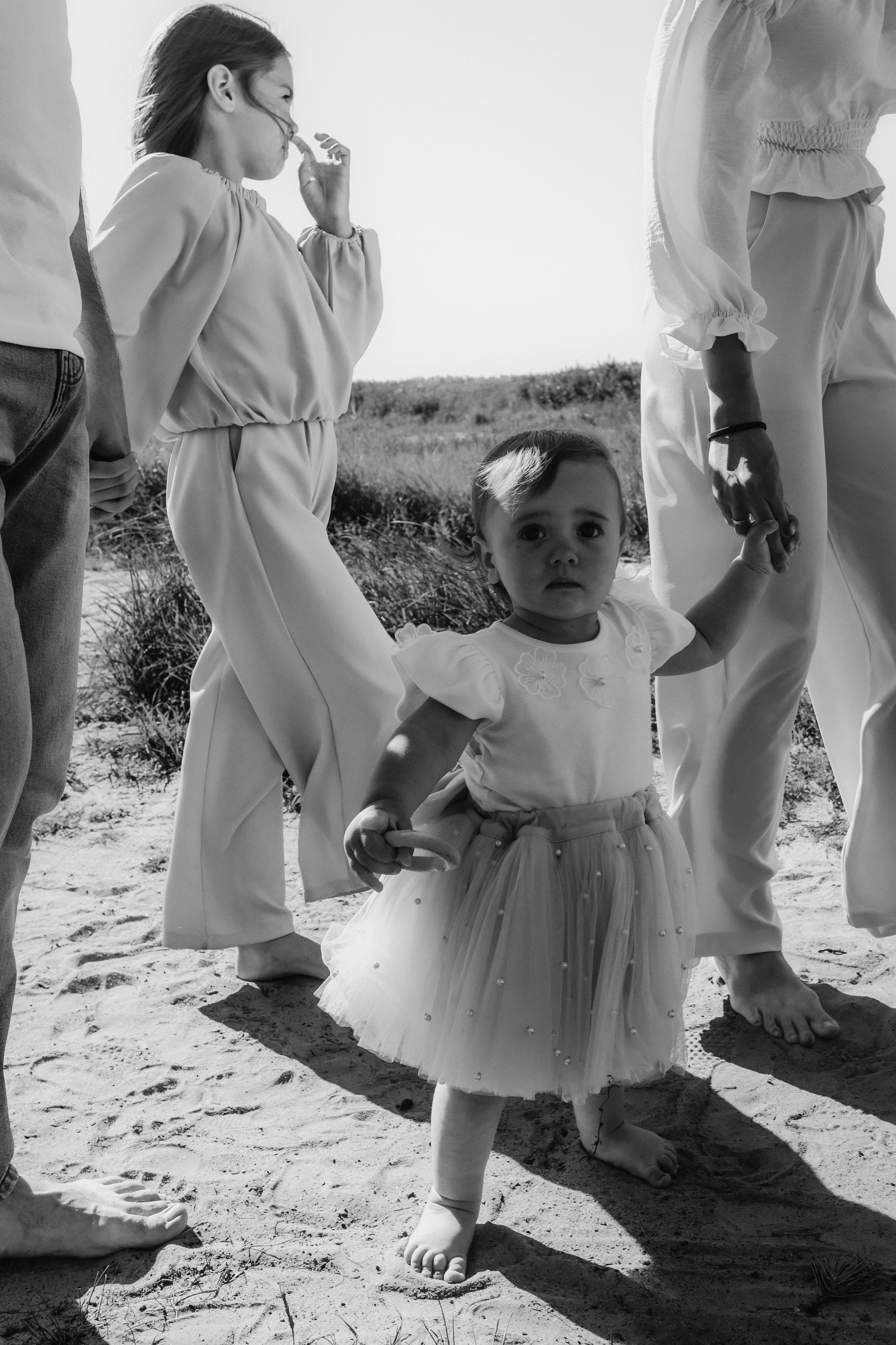 Семейная фотопрогулка на заливе. Алена Виталий Илона Ника. Семейный и свадебный фотограф в Санкт-Петербурге Яна