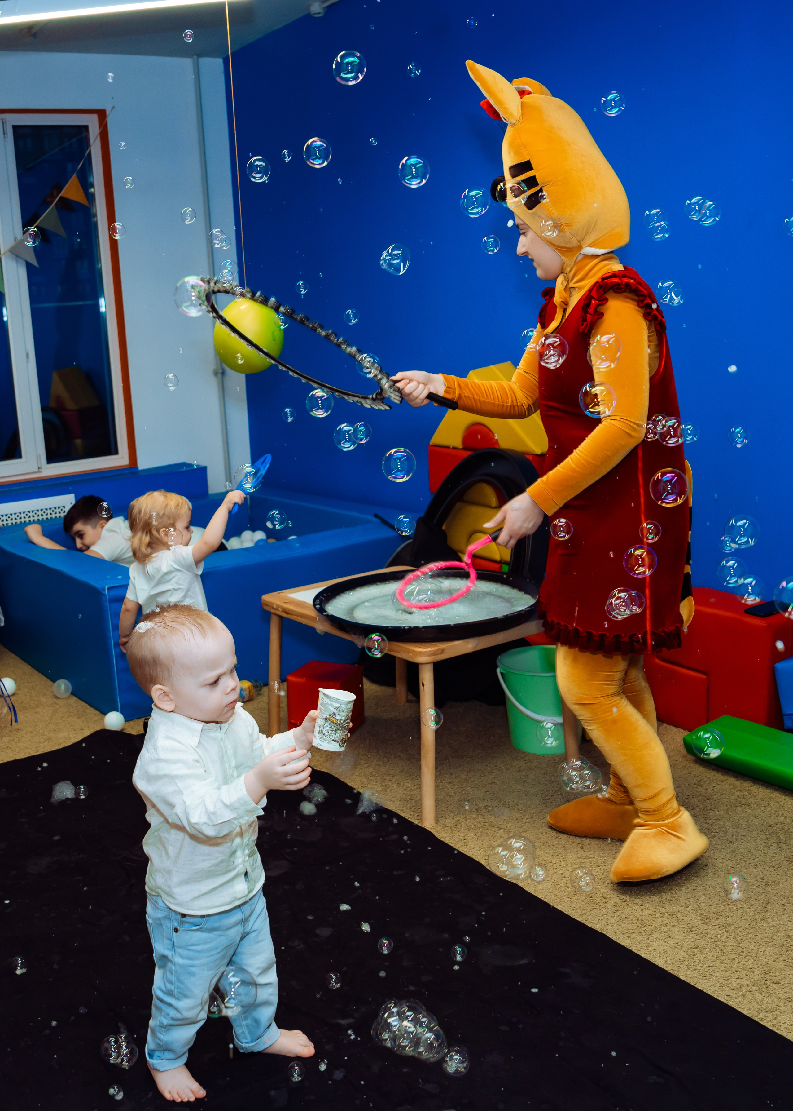 Карамелька в гостях у Романа. Крамер Юлиана детский и семейный фотограф