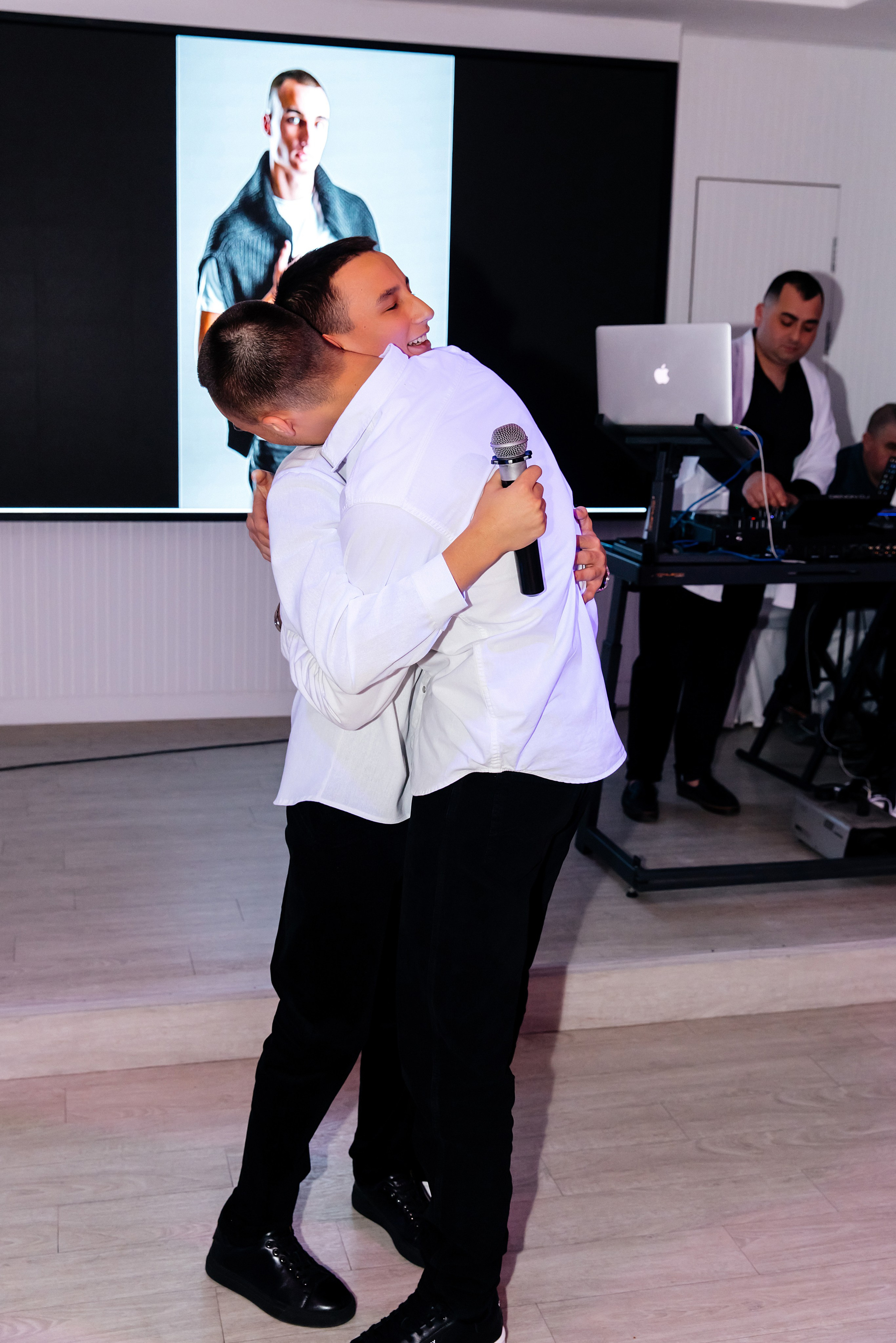 Эрнесту 18. Фотограф и Видеограф в Краснодаре Юлия Солодченко