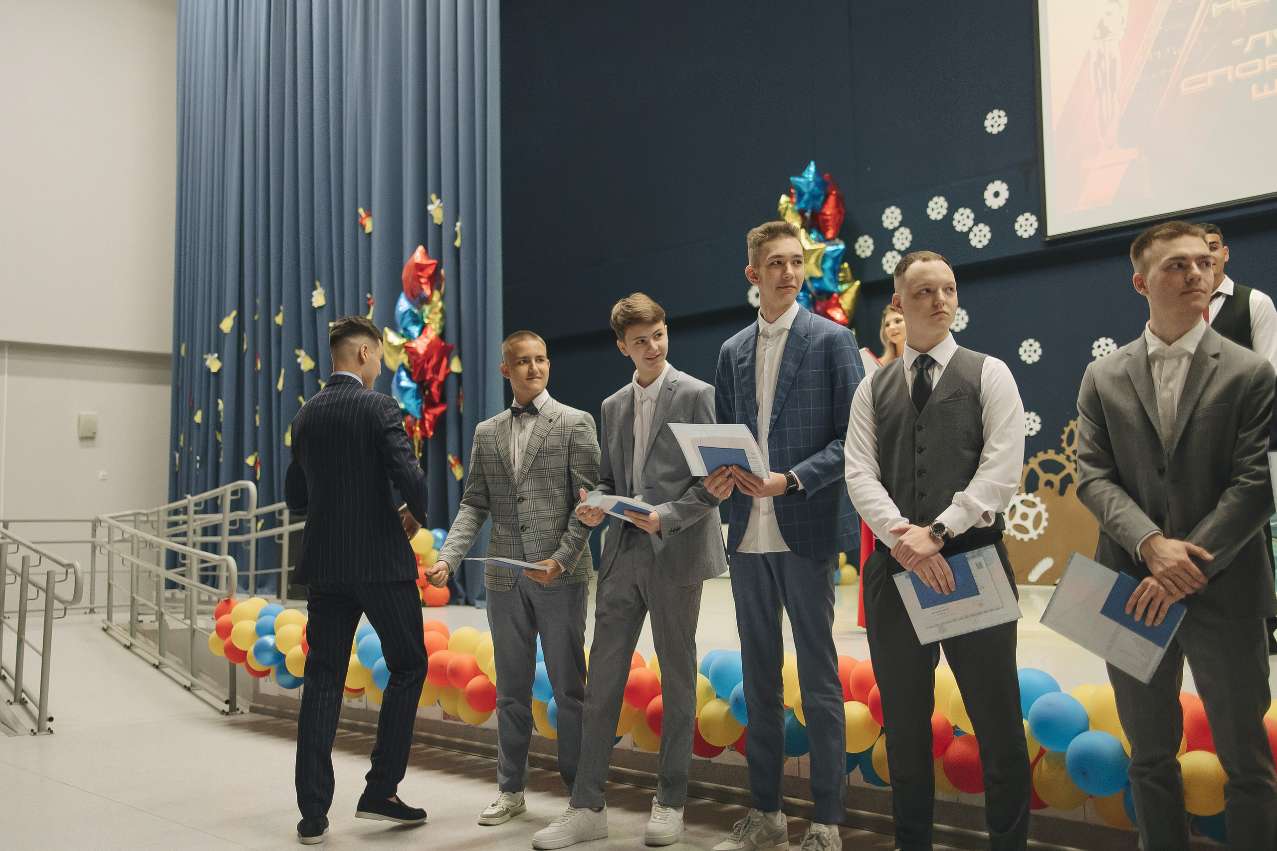 Выпускной Сосны. Свадебный и женский фотограф