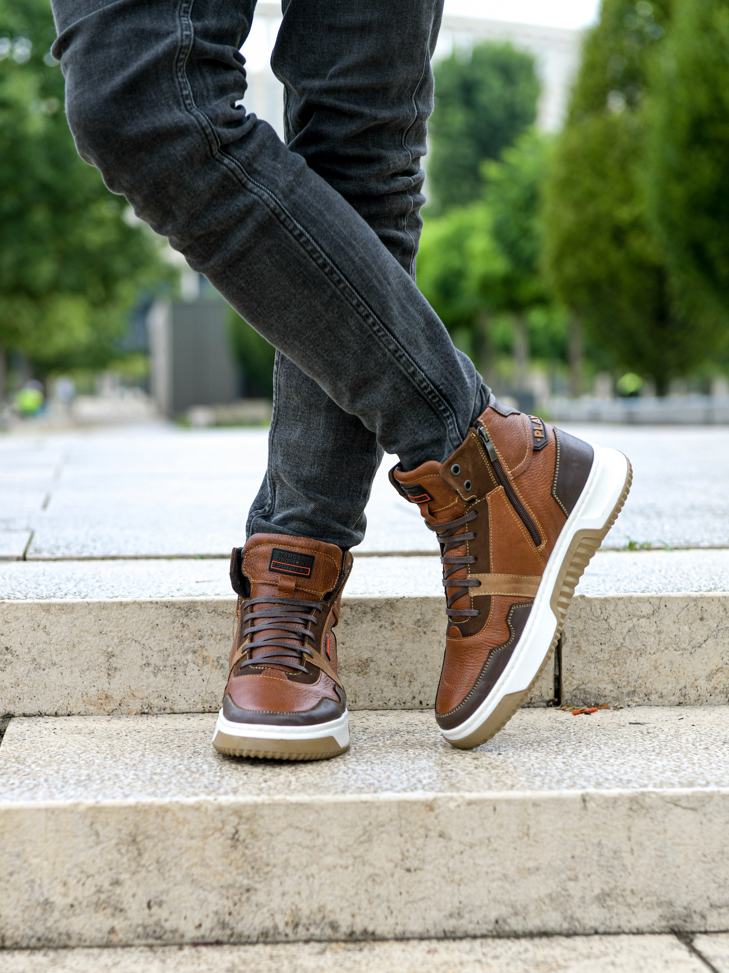 Съемка обуви для маркетплейс. Фотосъемка для маркетплейс в Краснодаре