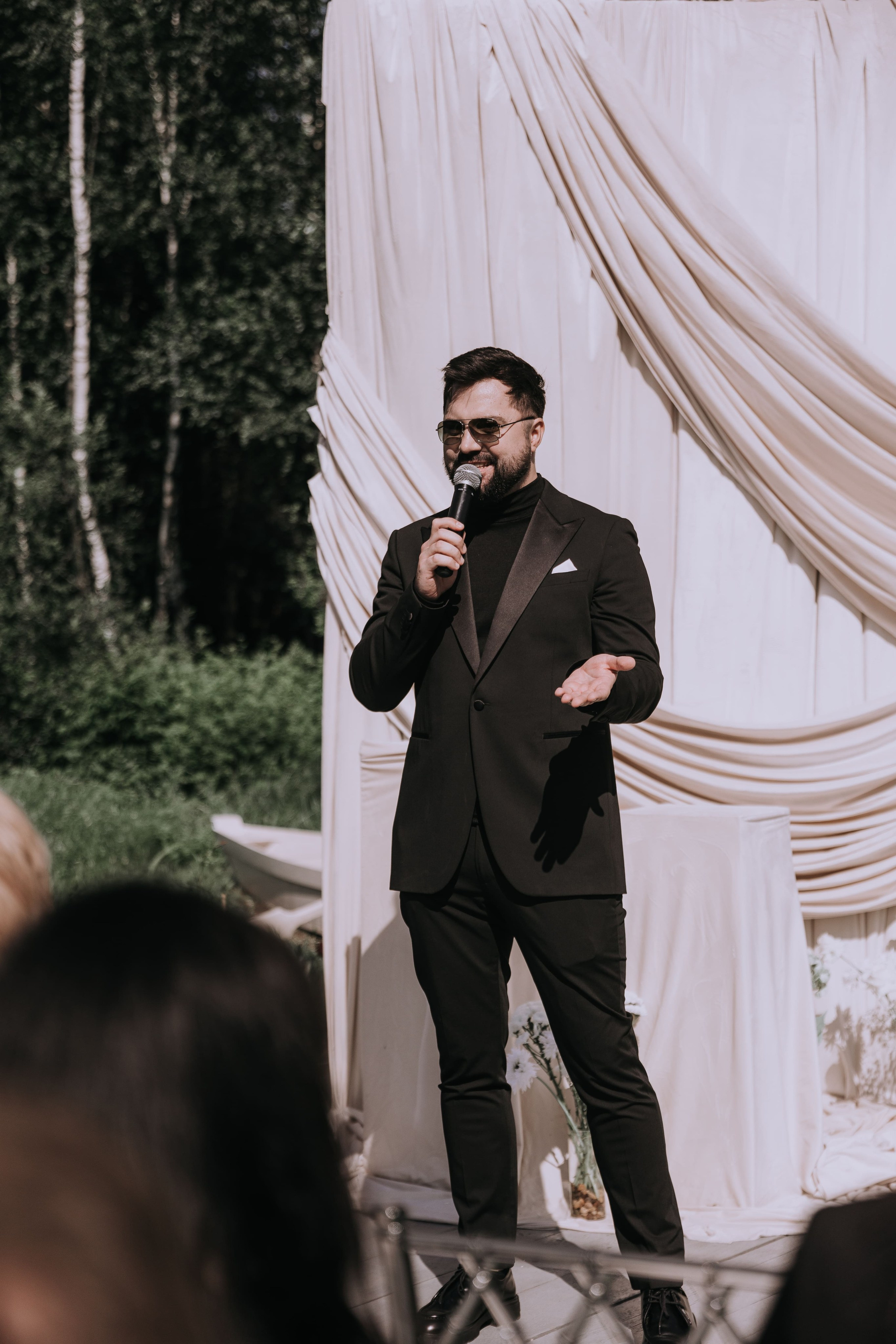 Ведущий Сурай. Подрядчики и друзья сети свадебных площадок House for wedding