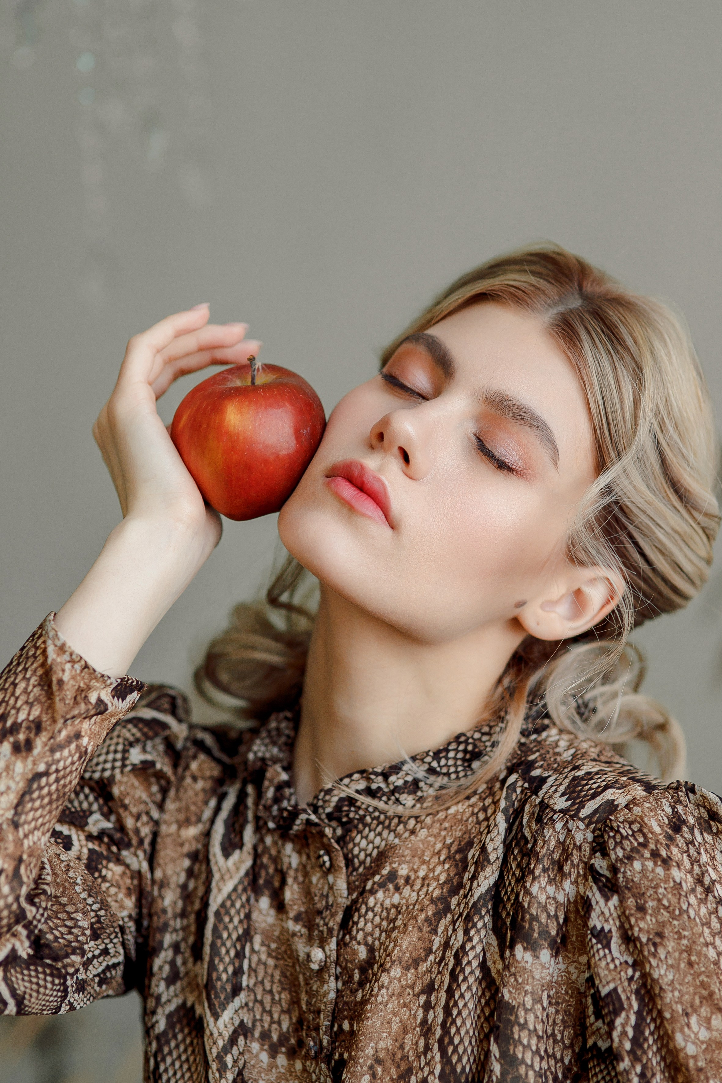 Портретная фотосессия Насти. Свадебный фотограф Москва