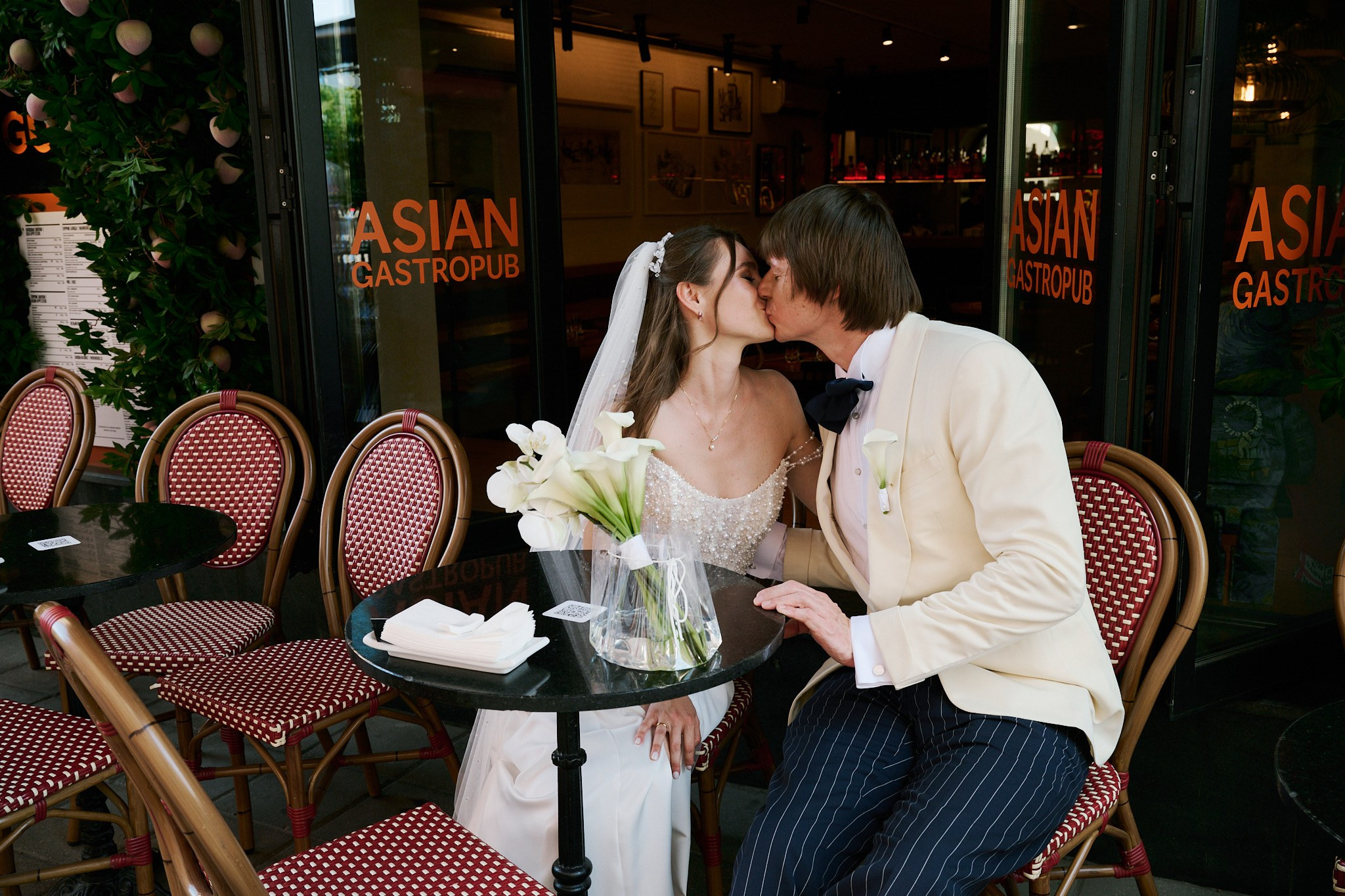 На Патриарших. Маляревич Дмитрий свадебный фотограф