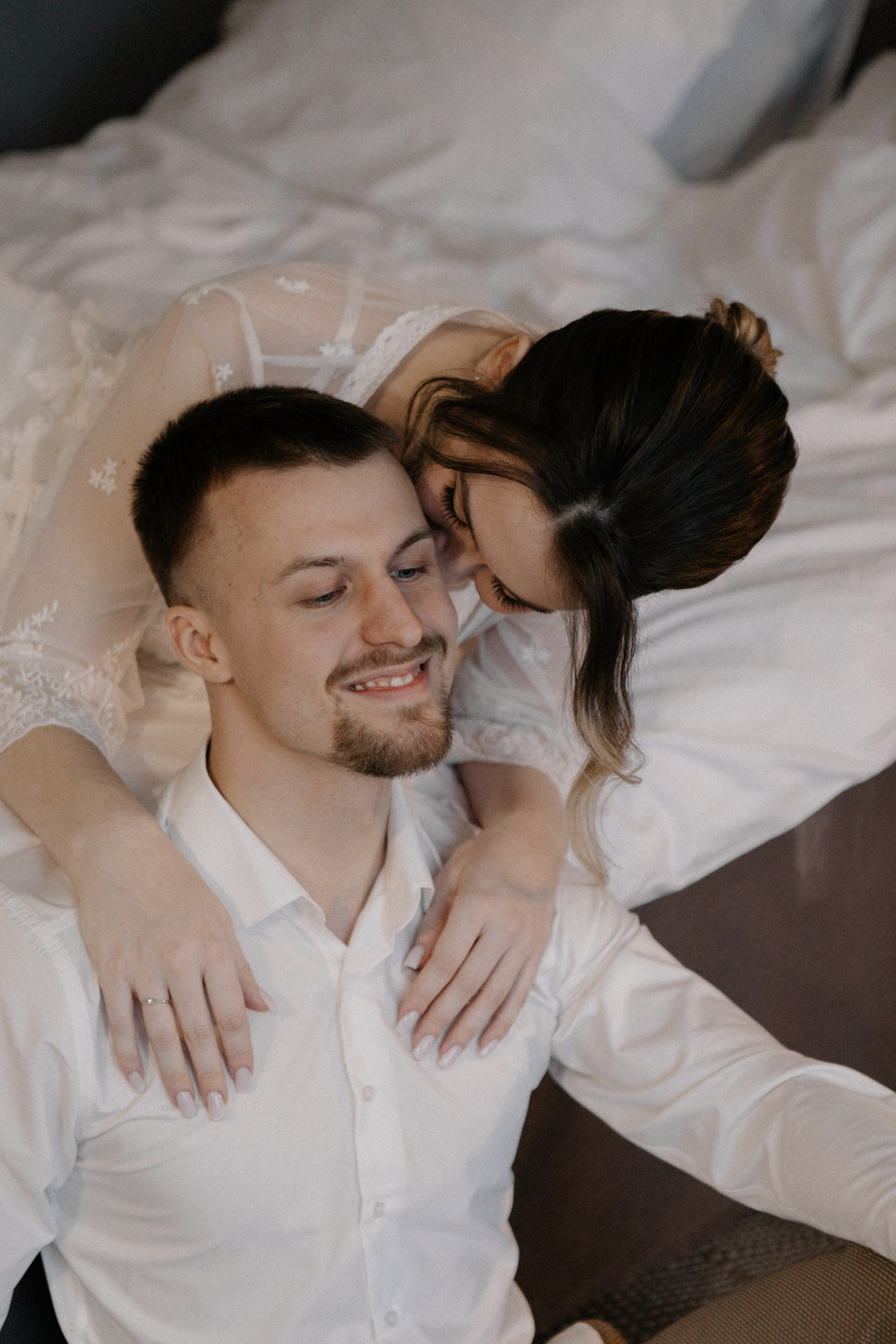 Ксюша и Илья. Утро в отеле роспись в Birds. Свадебный и портретный фотограф в Москве Анастасия Масюк