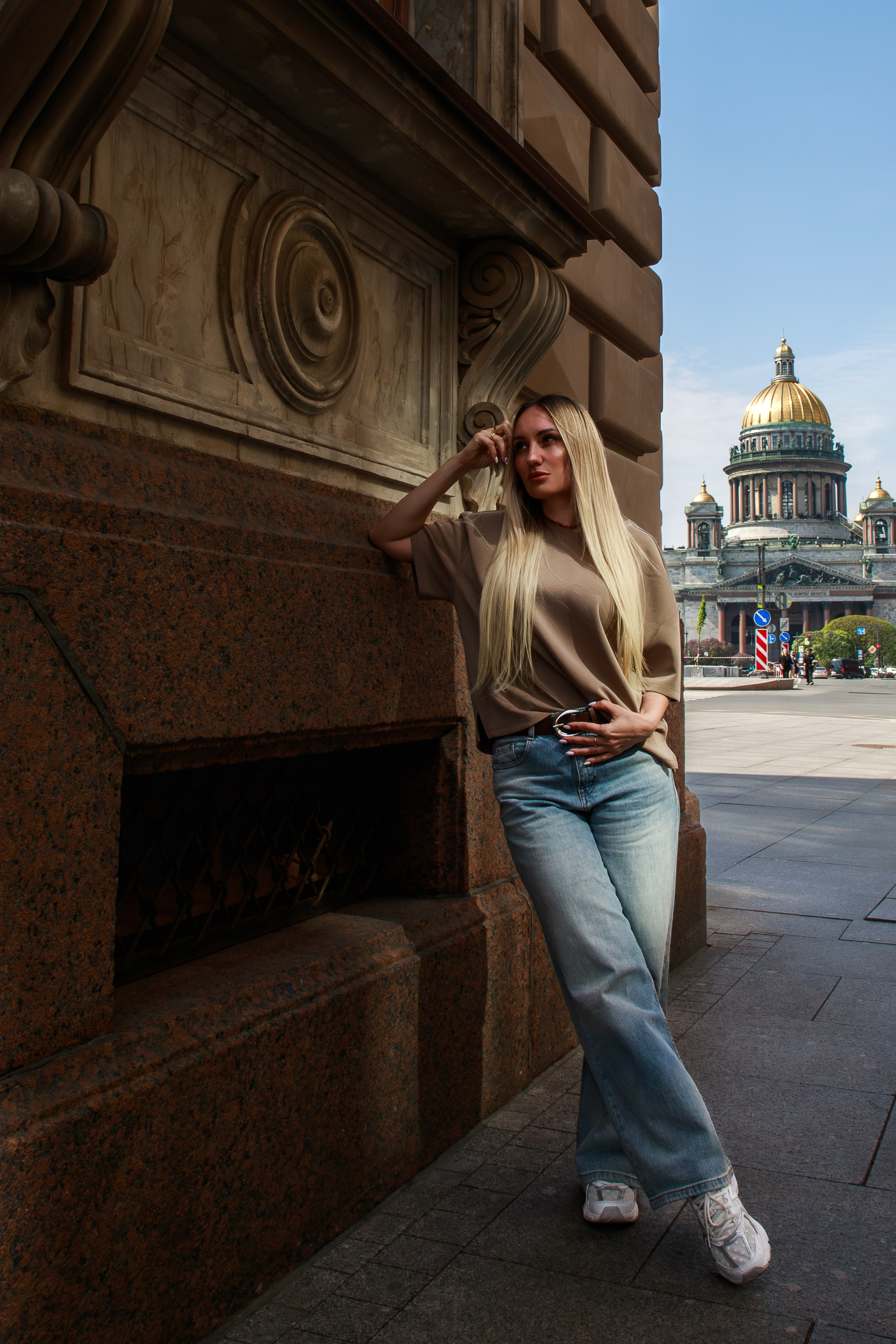 Прогулка у Исаакиевского собора с Анной. Фотограф в Санкт-Петербурге Таня Михайлова