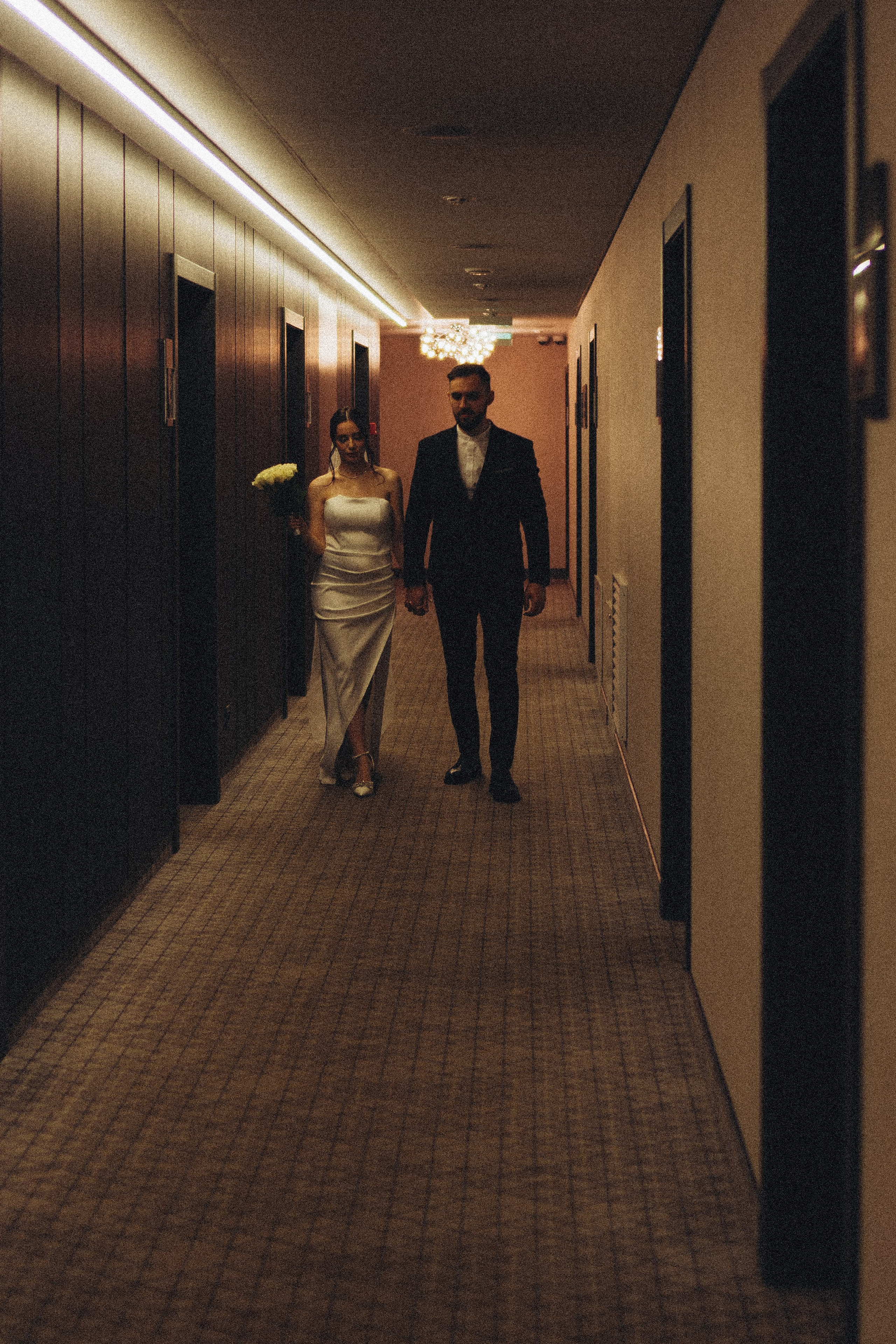 СВАДЕБНАЯ СЬЕМКА СБОРОВ ЖЕНИХА И НЕВЕСТЫ В ОТЕЛЕ И ТАКЖЕ ФОТОСЕССИИЯ В ОТЕЛЕЕ МЕГАПОЛИС БРЯНСК. Профессиональный фотограф, Санкт-Петербург — Виктория Богомолова