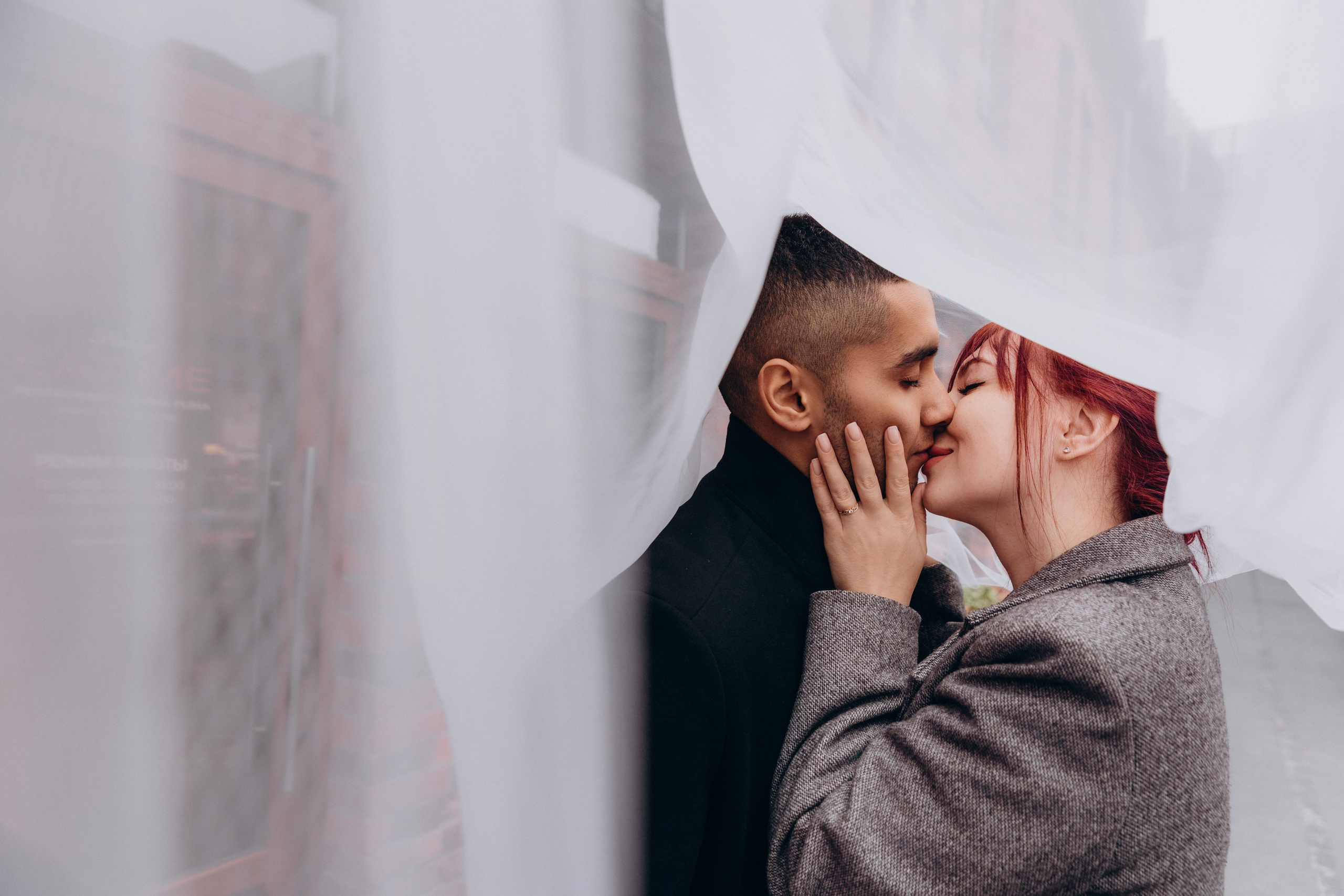 Свадебная фотосессия в пространстве SENO, регистрация в ЗАГСе Адмиралтейского района. Фотограф в Санкт-Петербурге Разиля Идиятуллина