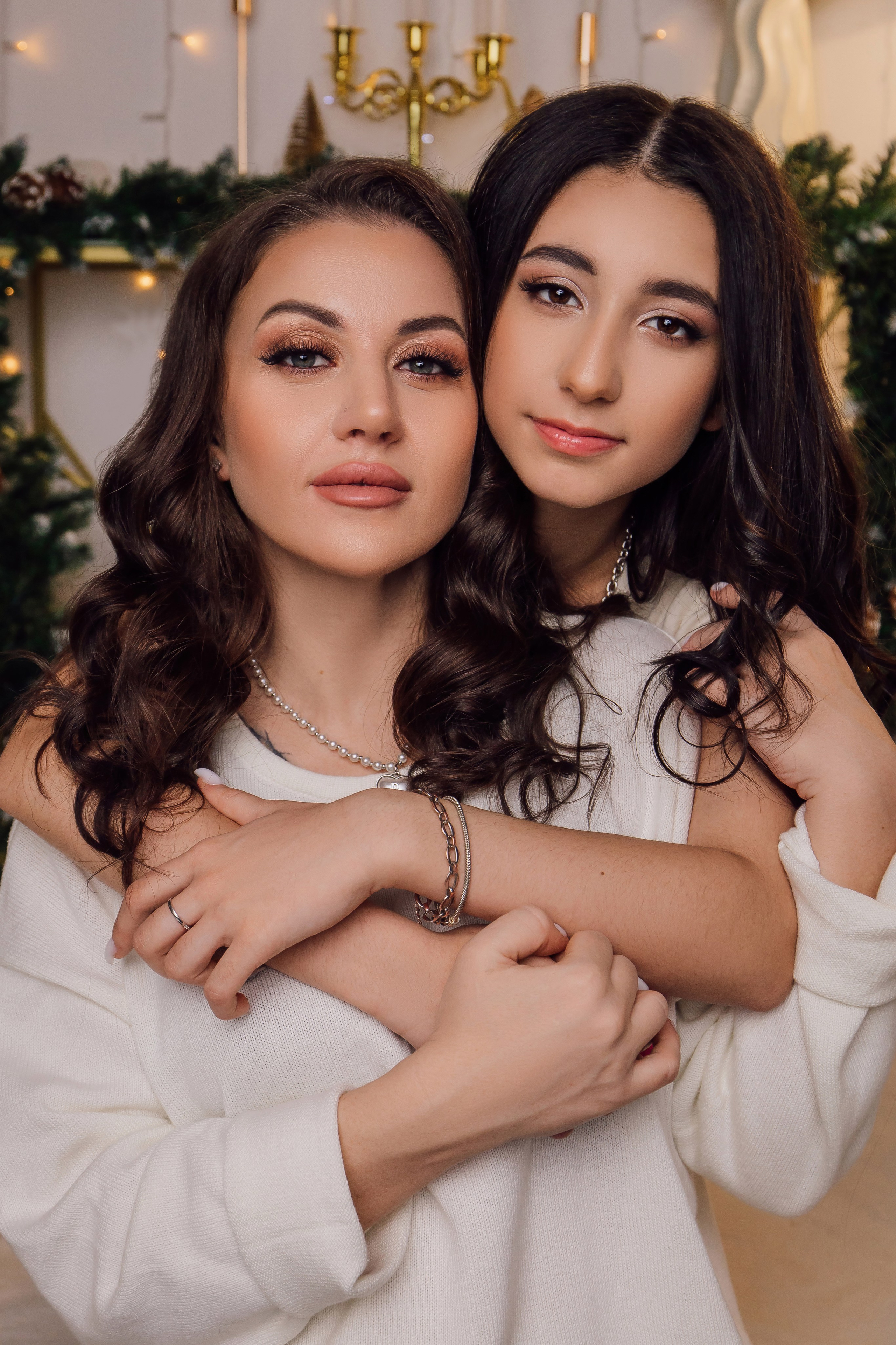 Катя и Лэйла