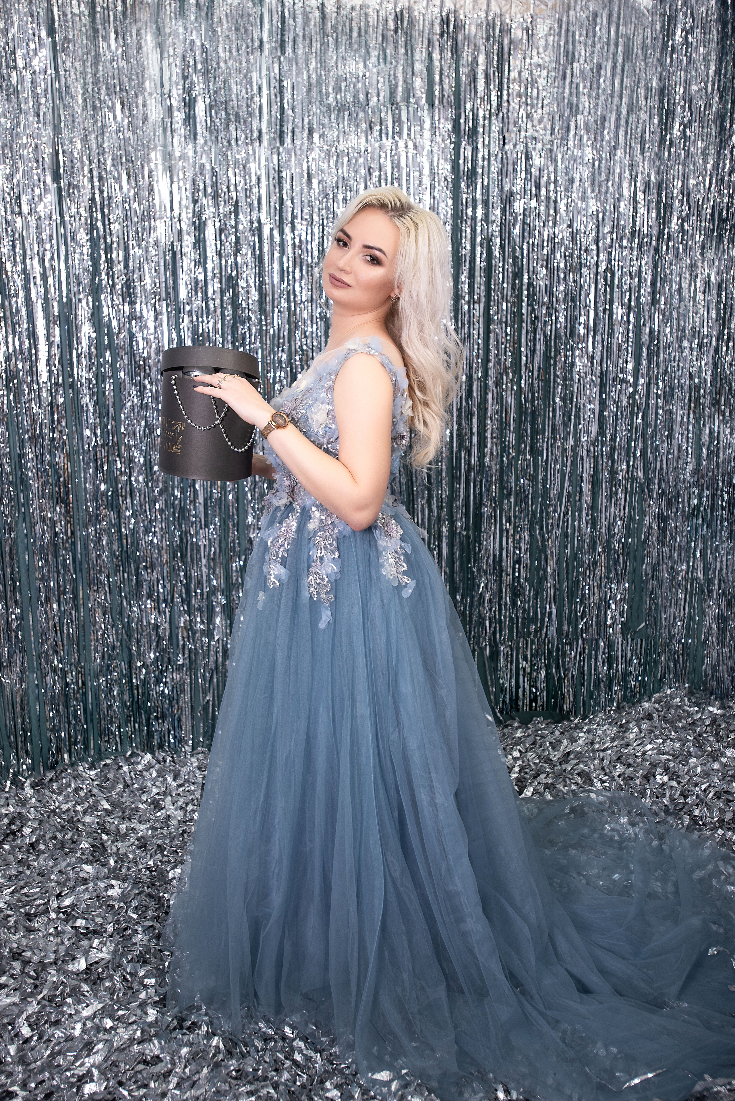 ПРОКАТ ПЛАТЬЕВ. Доброго времени суток! Меня зовут Куличкова Юлия — я фотограф Ваших эм