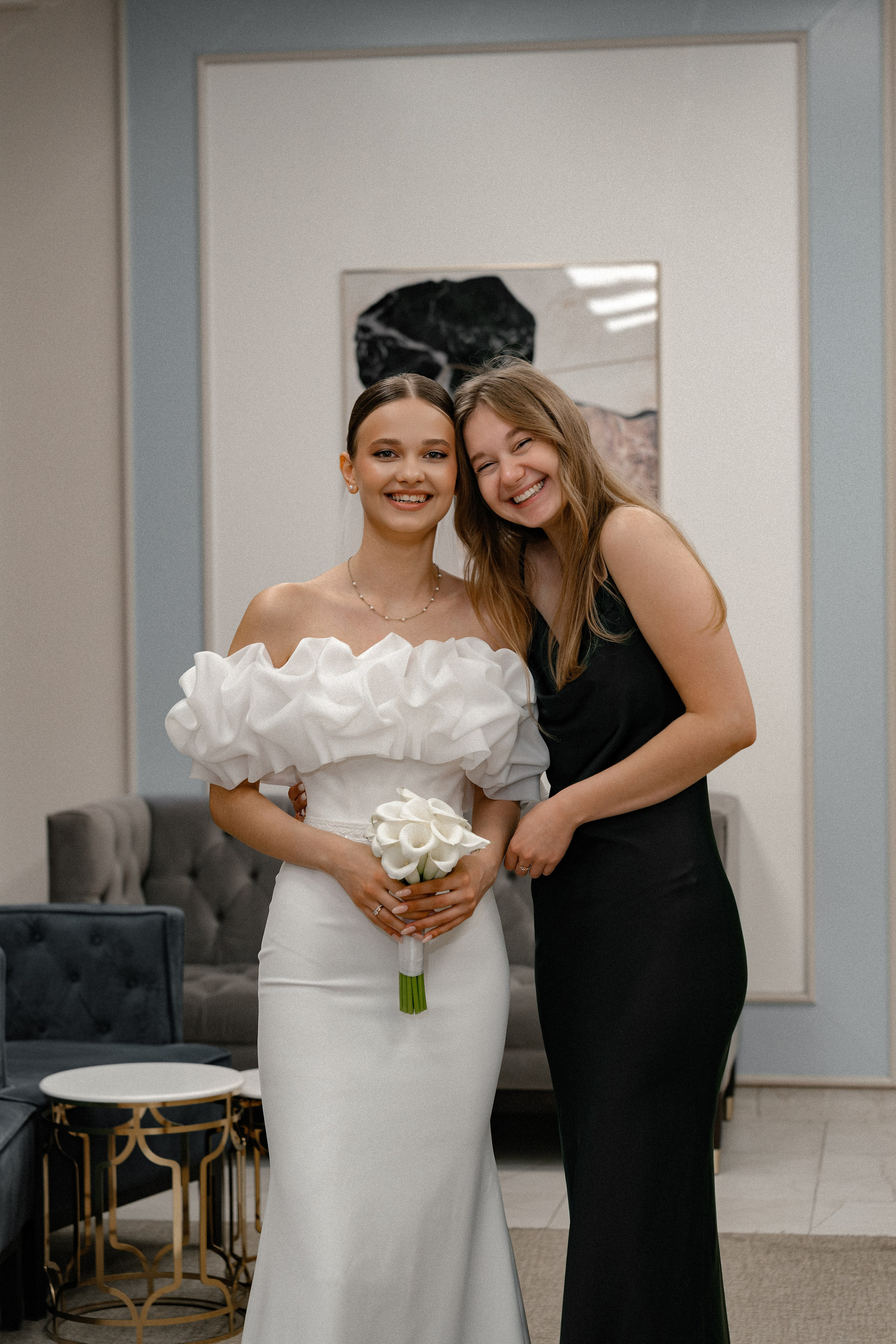 Свадебная фотосессия в Бутырском ЗАГС (Дворец Бракосочетания № 4) и прогулка в отеле Solux (Солюкс)