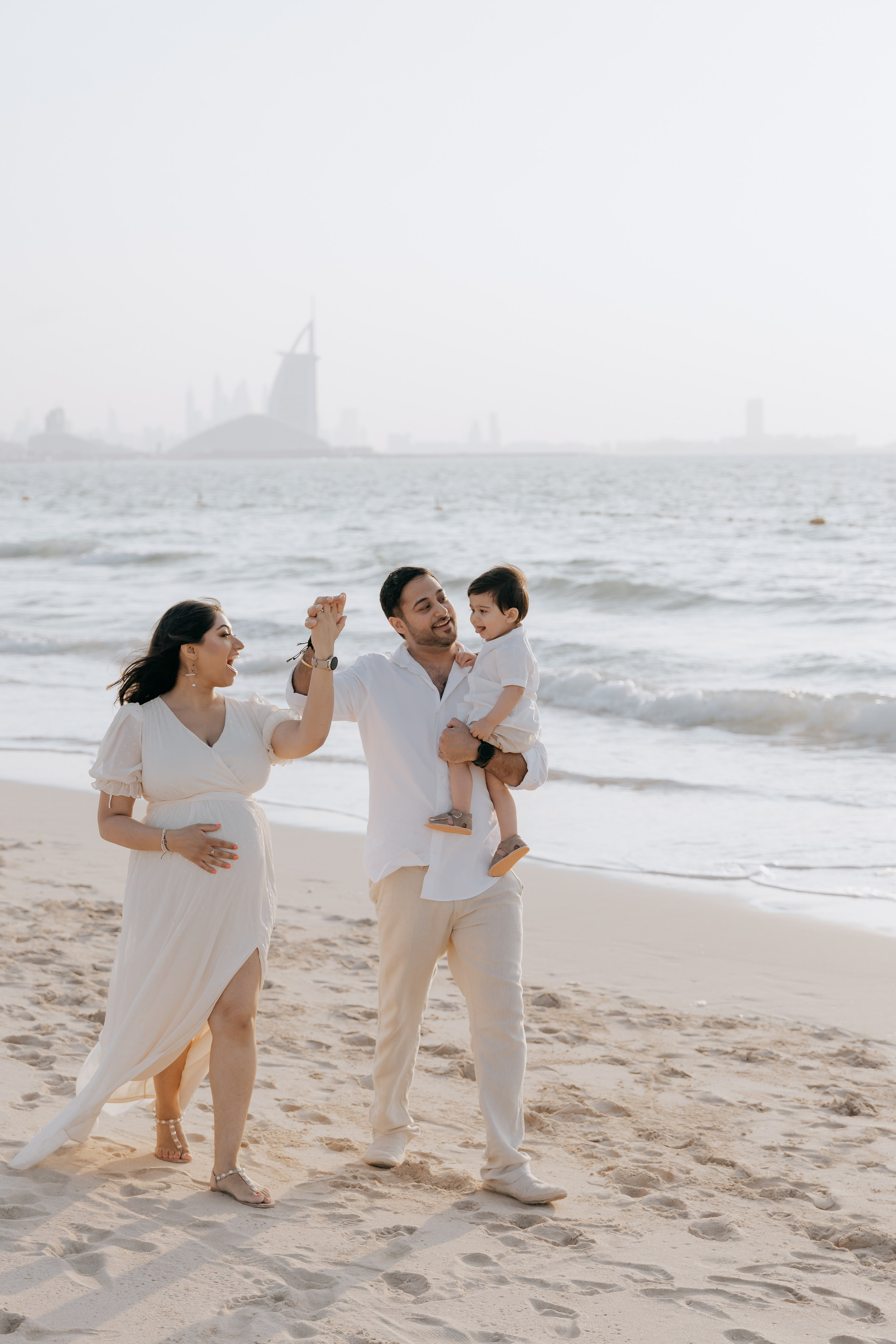 Lifestyle Maternity Photography Dubai | Natural Beauty