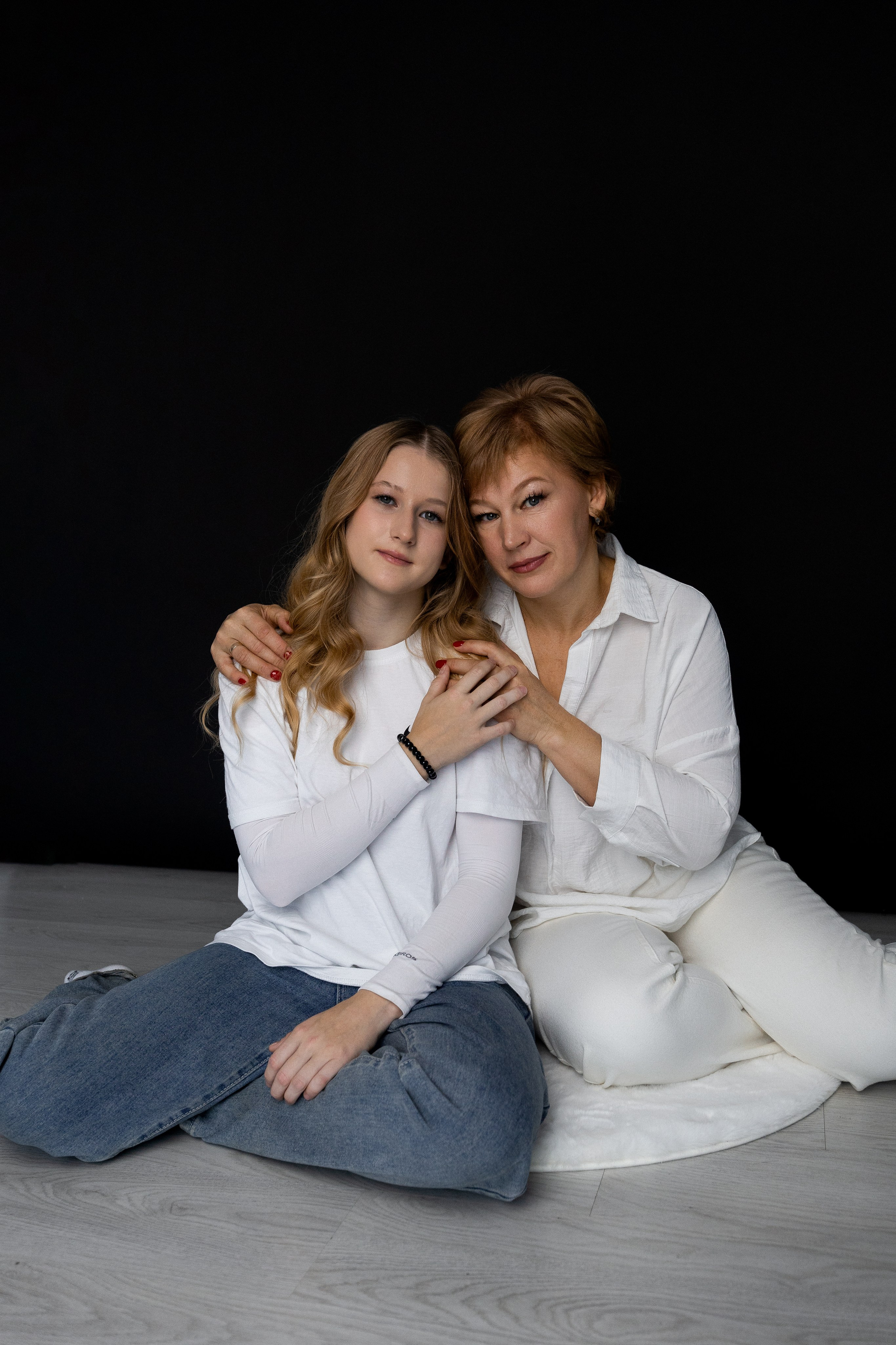 Елена и Мира