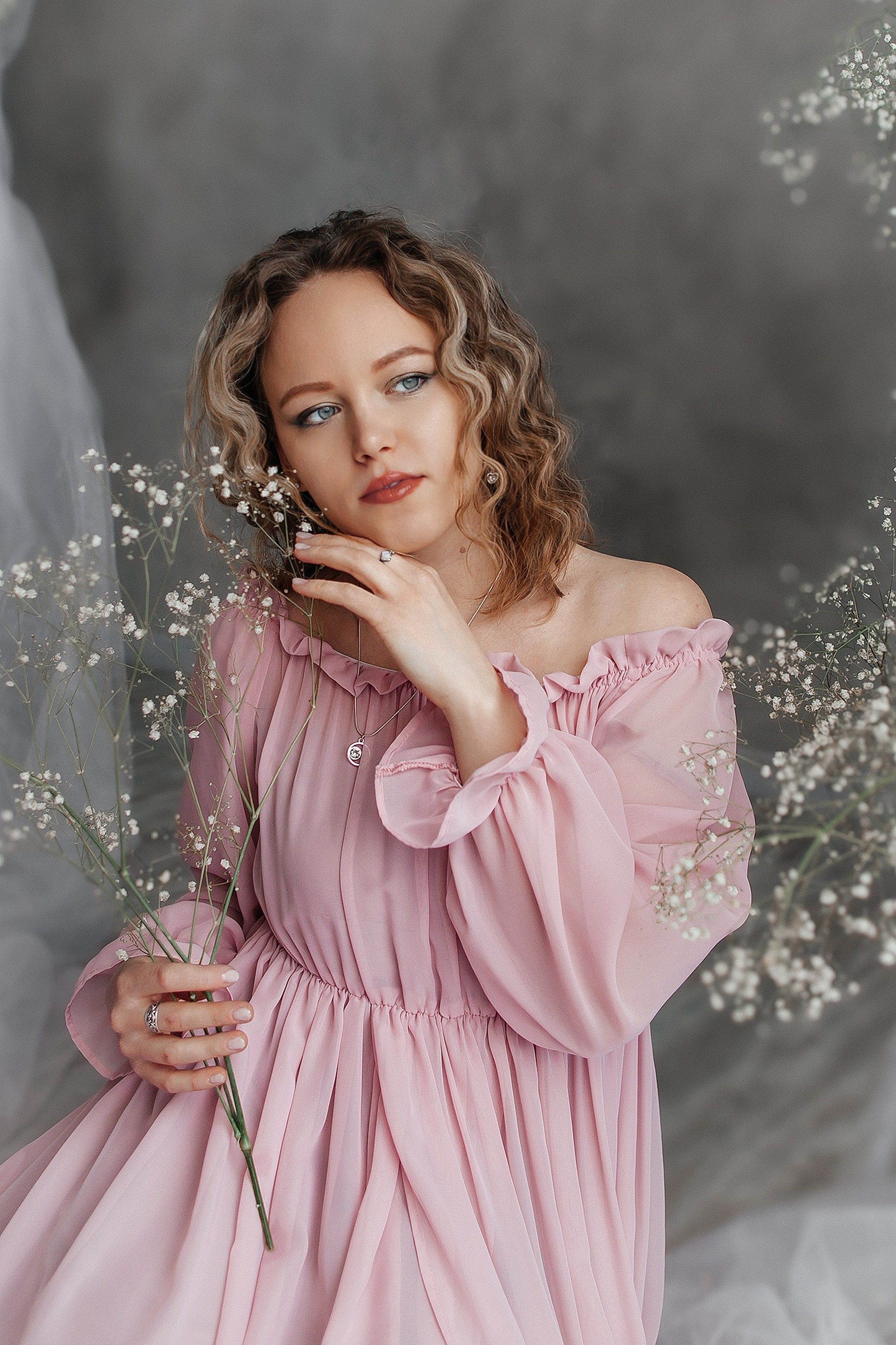 Вера. Фотосессия в студии. Семейный фотограф в Белгороде Амелина Алина