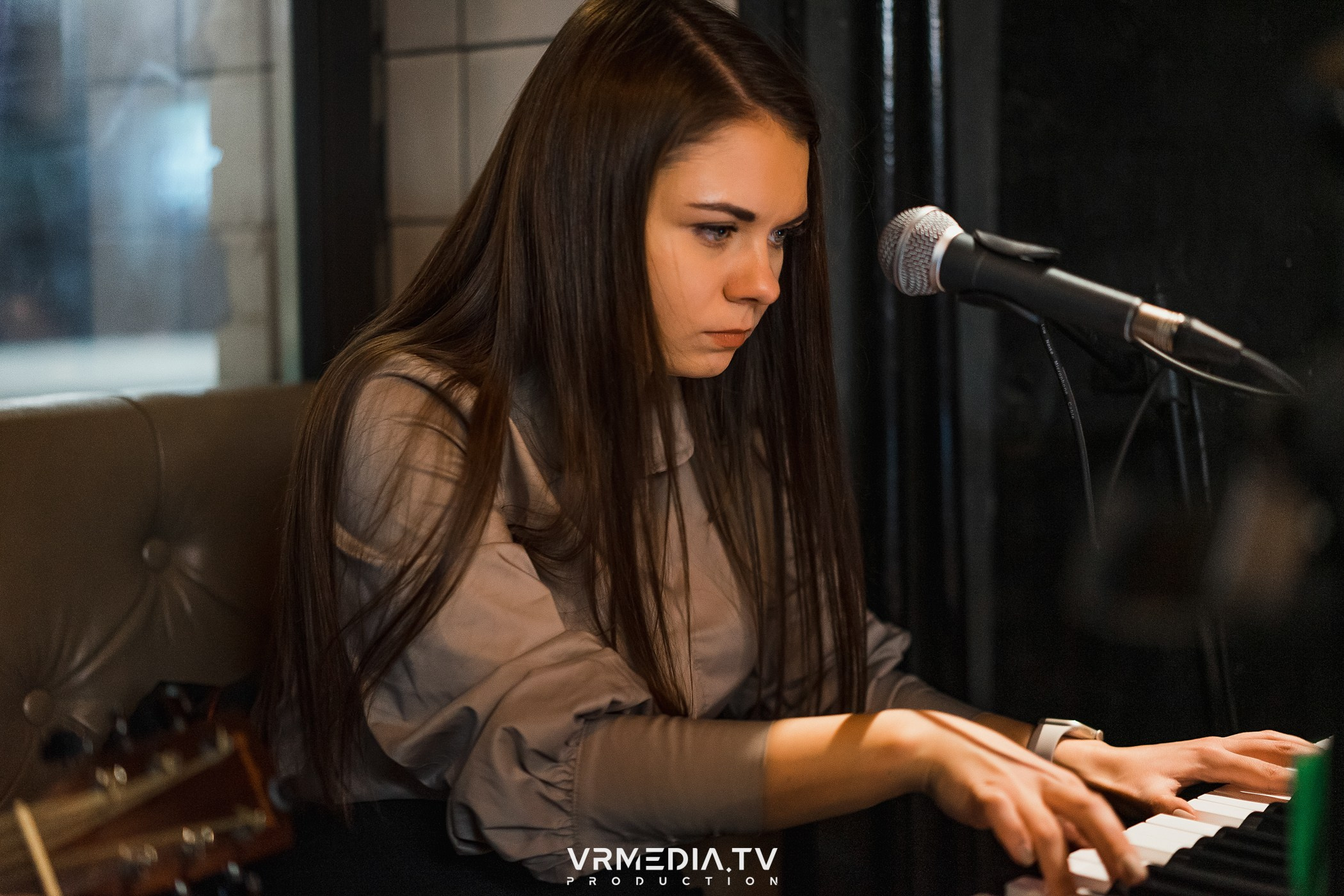 Art Talk с Настоящим Квартирником в баре «Supreme»