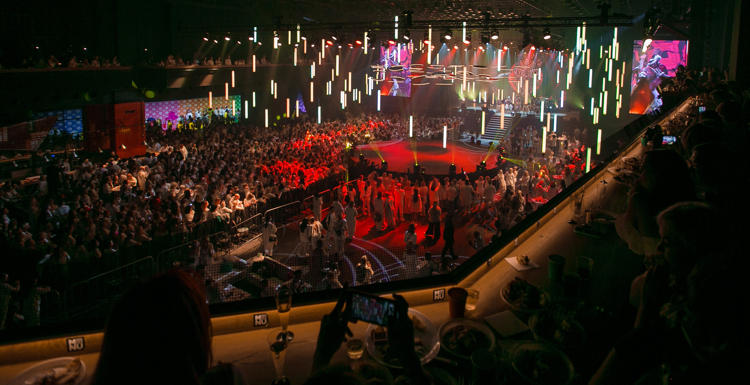 Фотосъемка корпоратива «Ночь парикмахера 2022» для компании CD. Репортажный фотограф Борис Геер