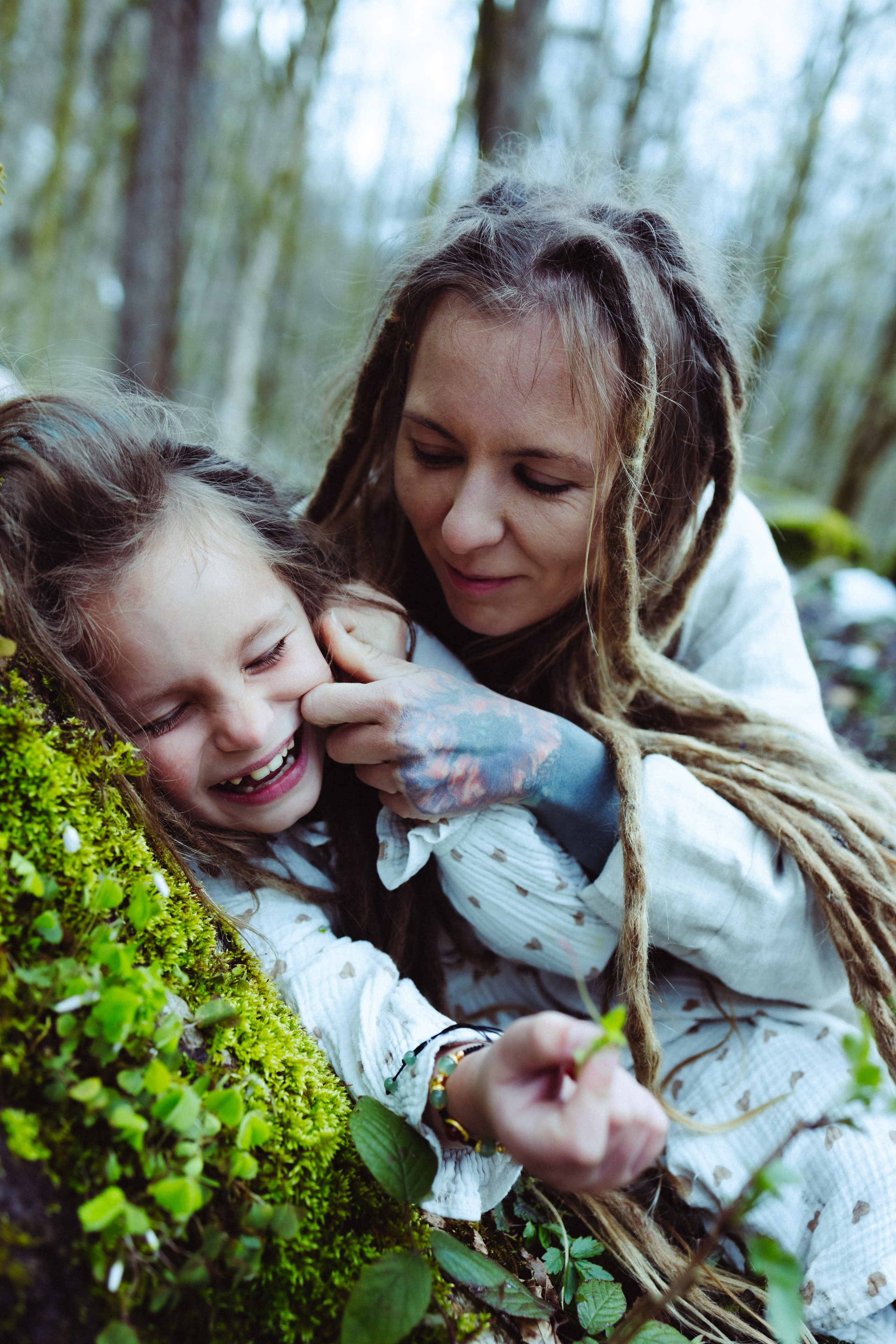 Семейная фотосессия мамы и дочери