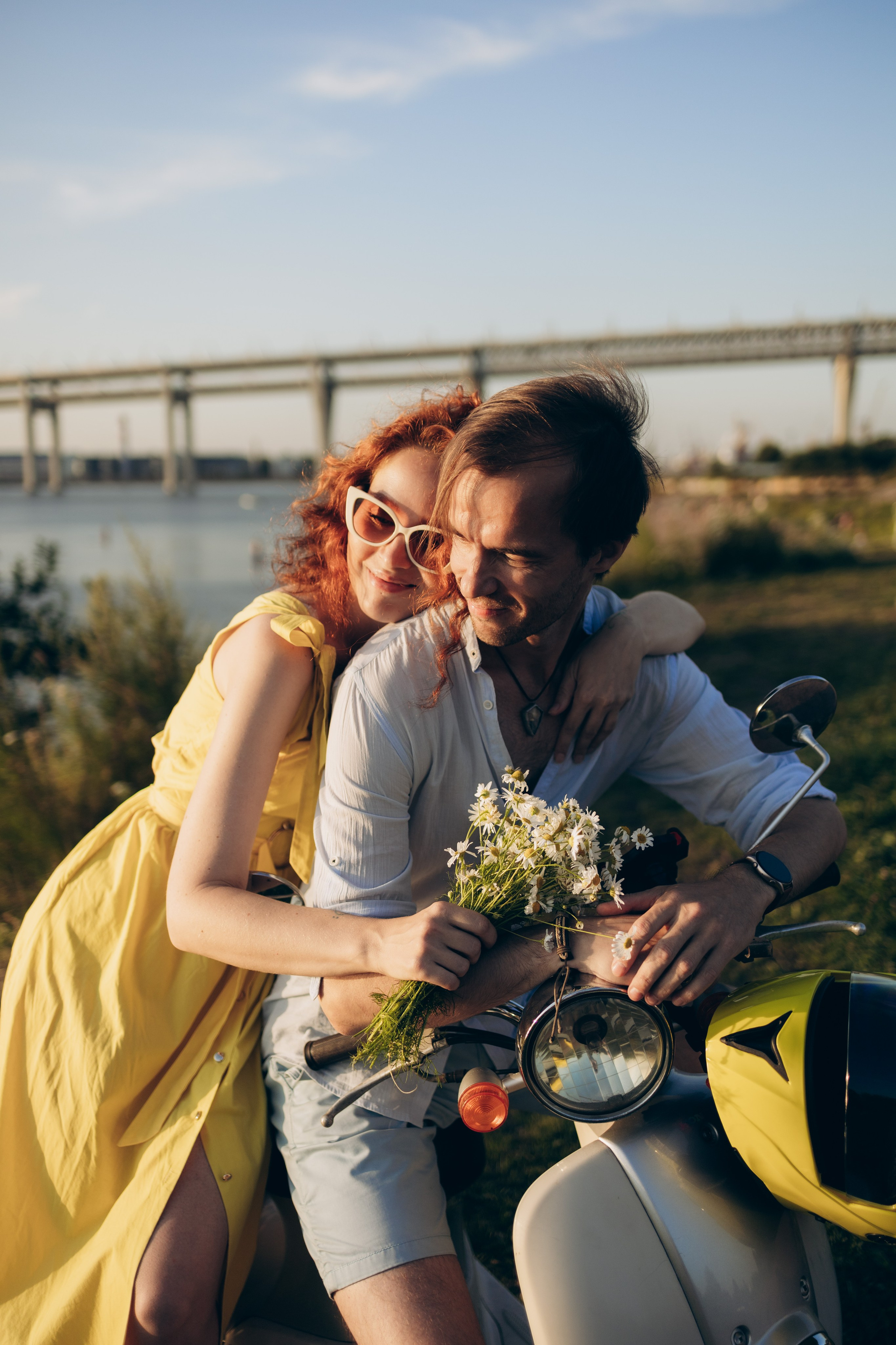 Фотосессия Love story c мопедом. Семейный и детский фотограф в Санкт-Петербурге Павлова Елена