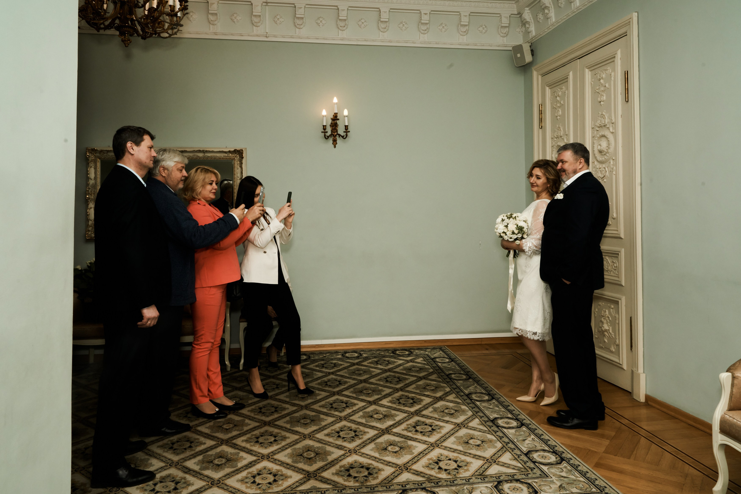 Взрослые пары. Элегантная камерная свадьба.Лариса и Геннадий. Свадебный, семейный и контент фотограф в Санкт- Петербурге Елена Грие