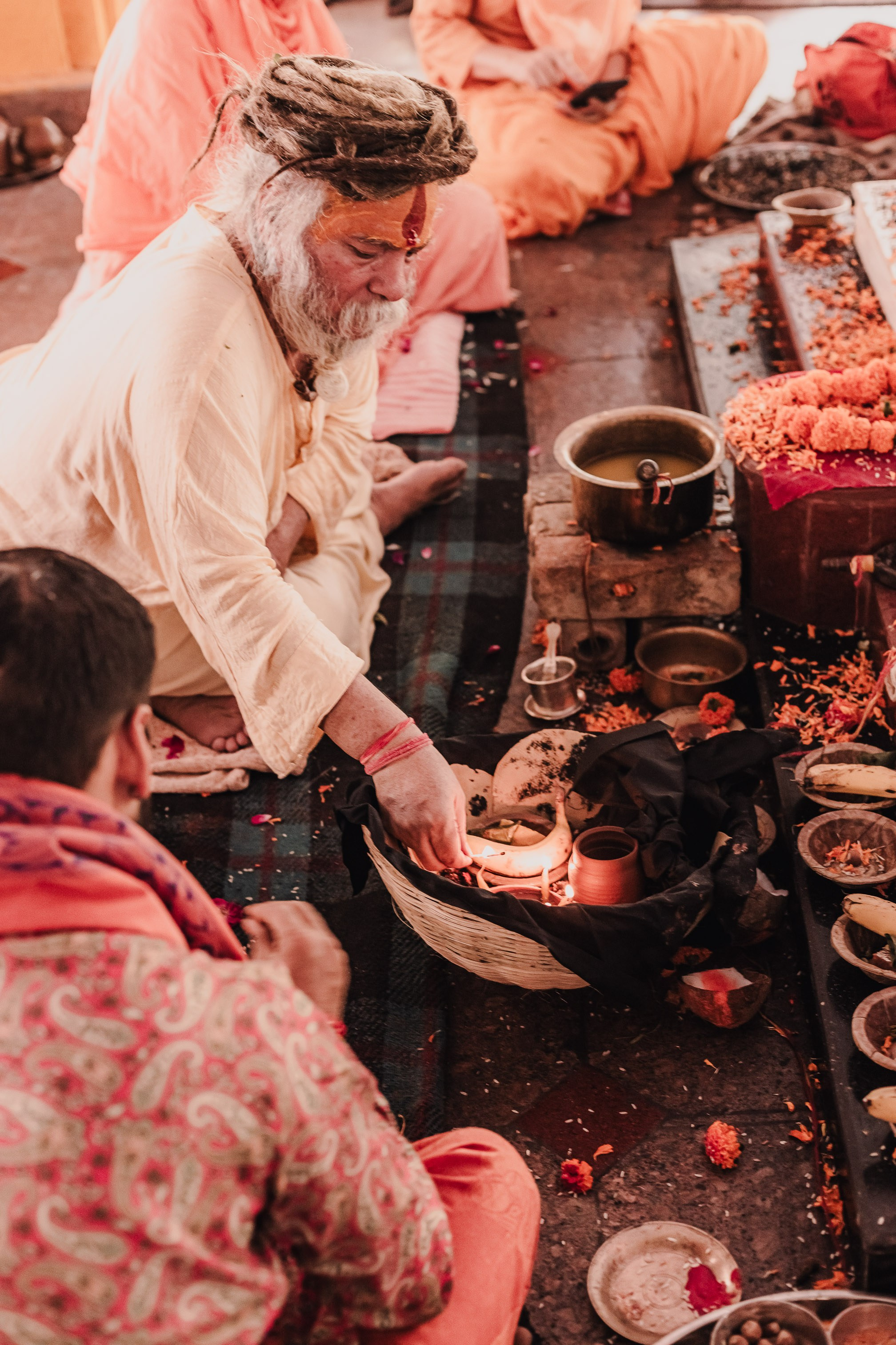 Navaratri yajna at Devraha Baba Ji ashram. Мариам Багдасарян