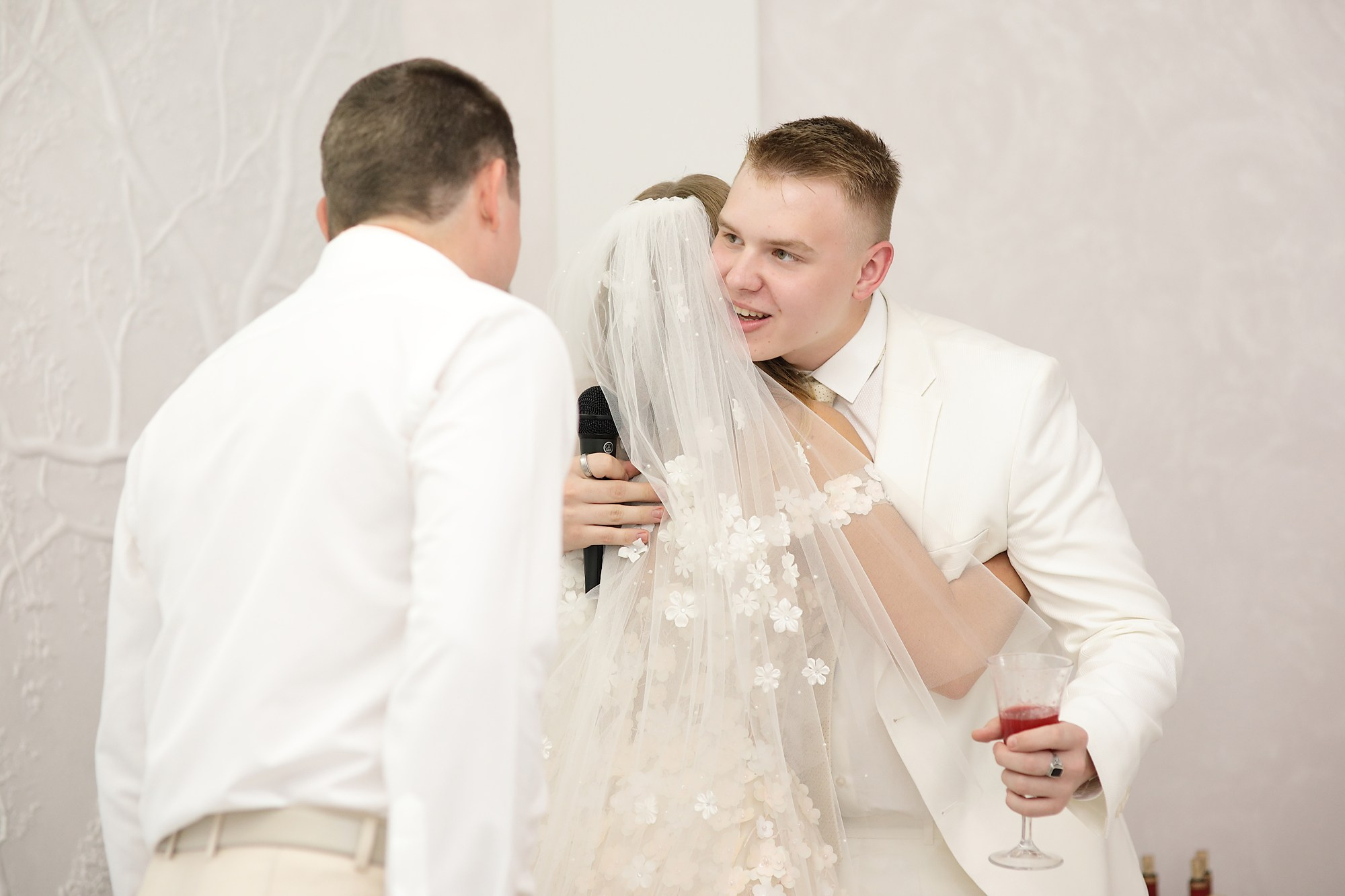 Свадебная фотосессия. Свадебный и семейный фотограф и видеограф в Екатеринбурге Полянские Тимур и Анастасия