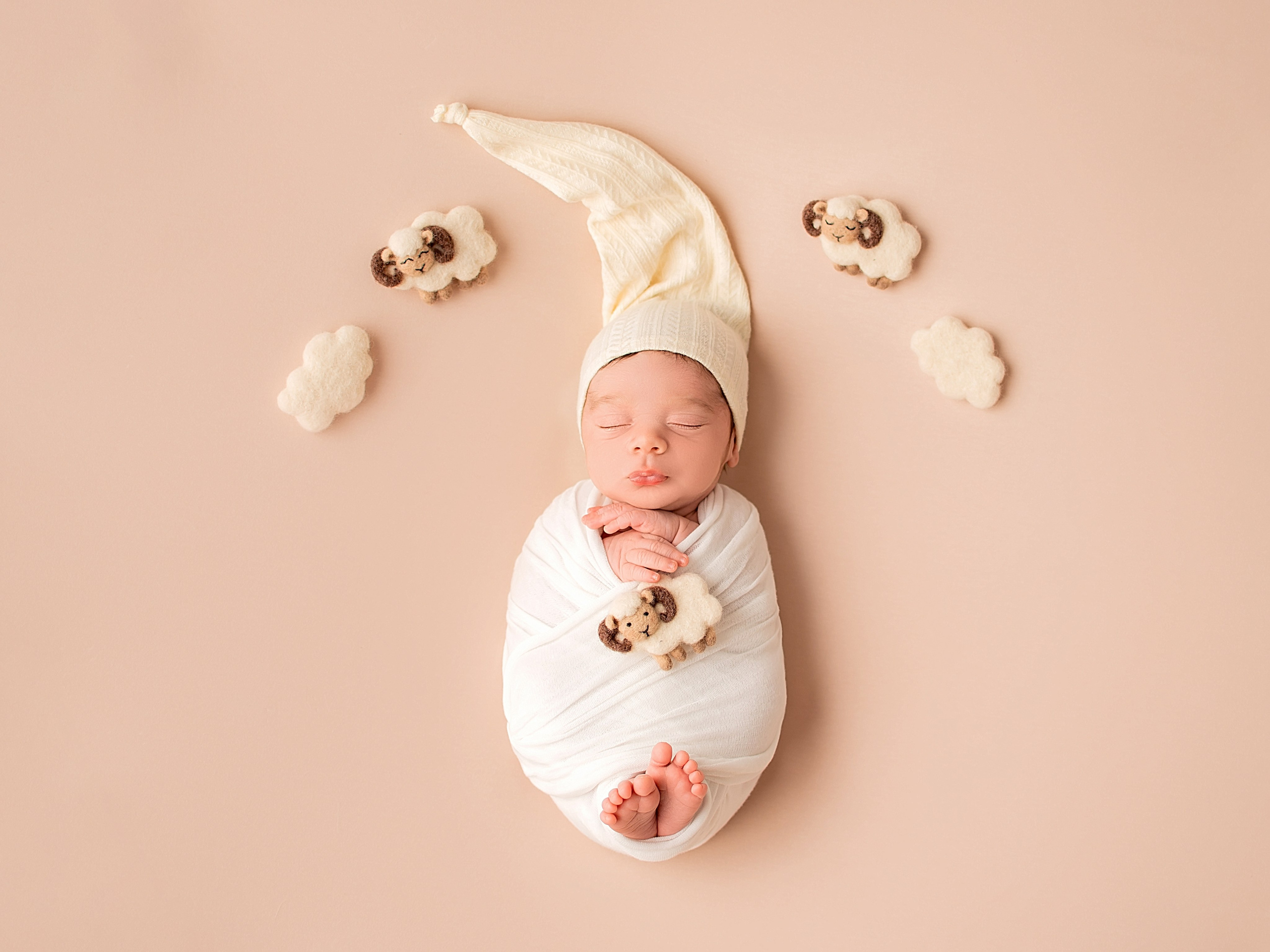 Фотосессия новорожденных Краснодар. Фотограф новорожденных Краснодар Малышенко Надежда