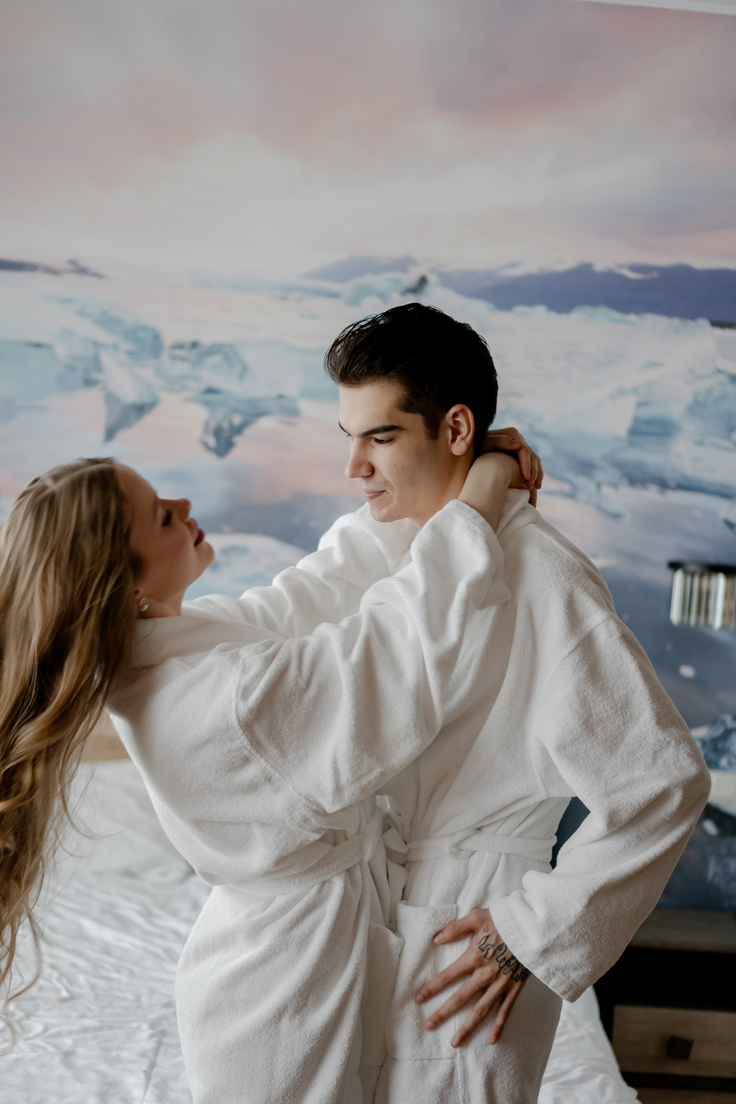 УТРО ЖЕНИХА И НЕВЕСТЫ (СНЯТО В СИБИРЕ В НИЖНЕВАРТОВСКЕ). Профессиональный фотограф, Санкт-Петербург — Виктория Богомолова