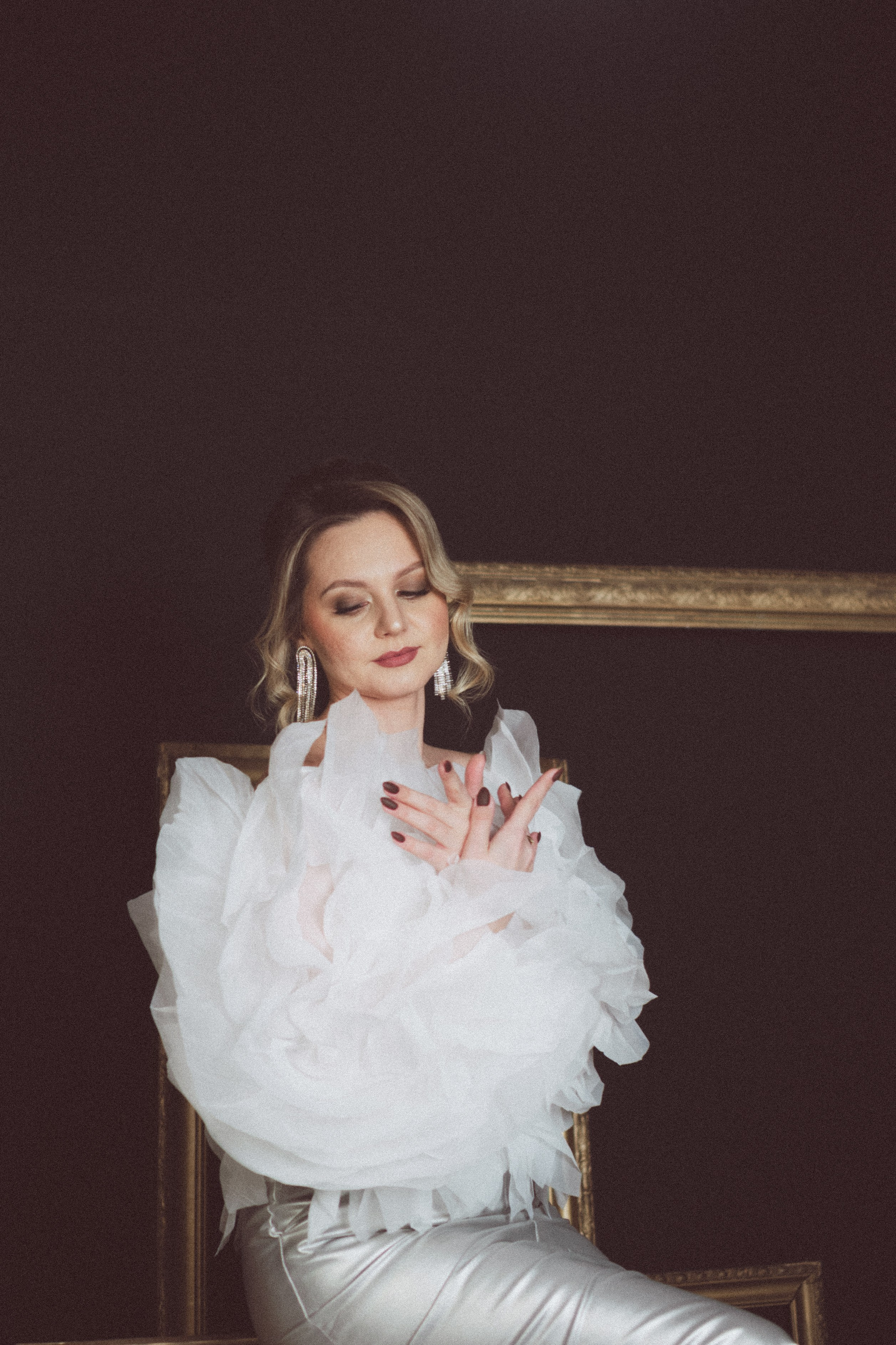 НОВОГОДНЯЯ ФОТОСЕСИИЯ В СТУДИИ ДЛЯ ДЕВУШКИ И ПРОГУЛКА ПО ЧЕРНЫШЕВСКОЙ. Профессиональный фотограф, Санкт-Петербург — Виктория Богомолова